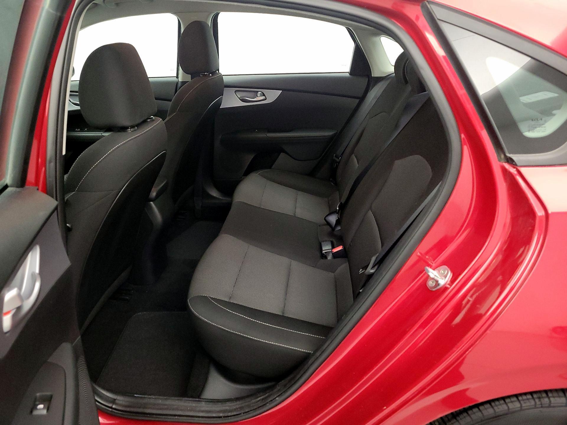 Thumbnail: 2023 Kia Forte - 19