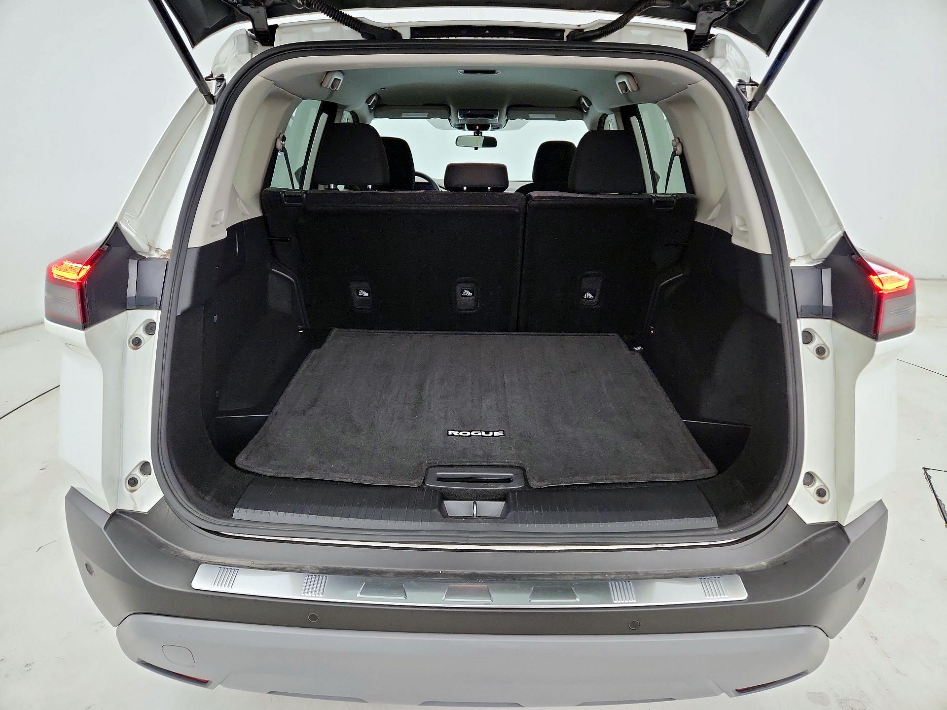 Thumbnail: 2023 Nissan Rogue - 16