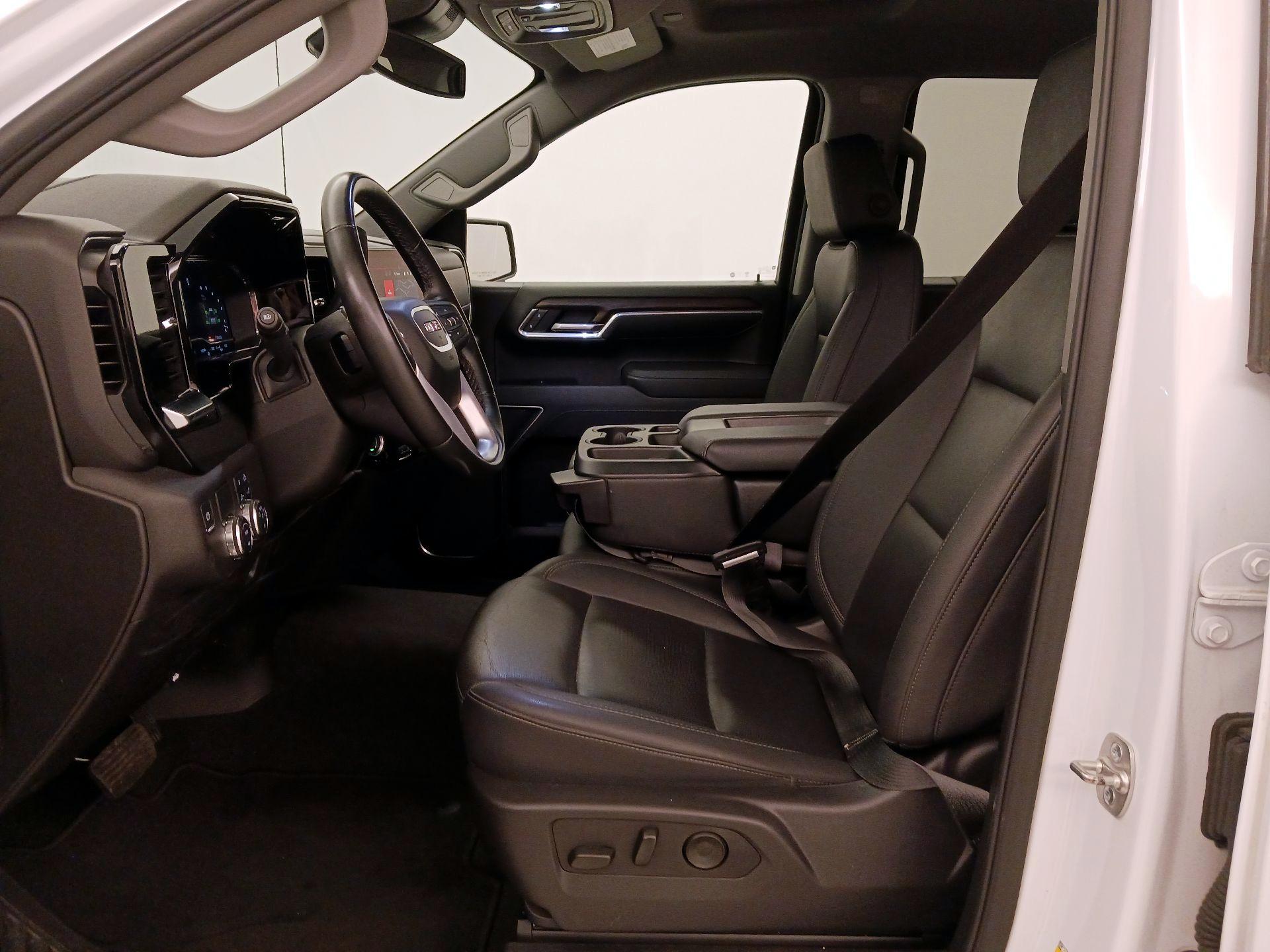 Thumbnail: 2025 GMC Sierra 1500 - 11