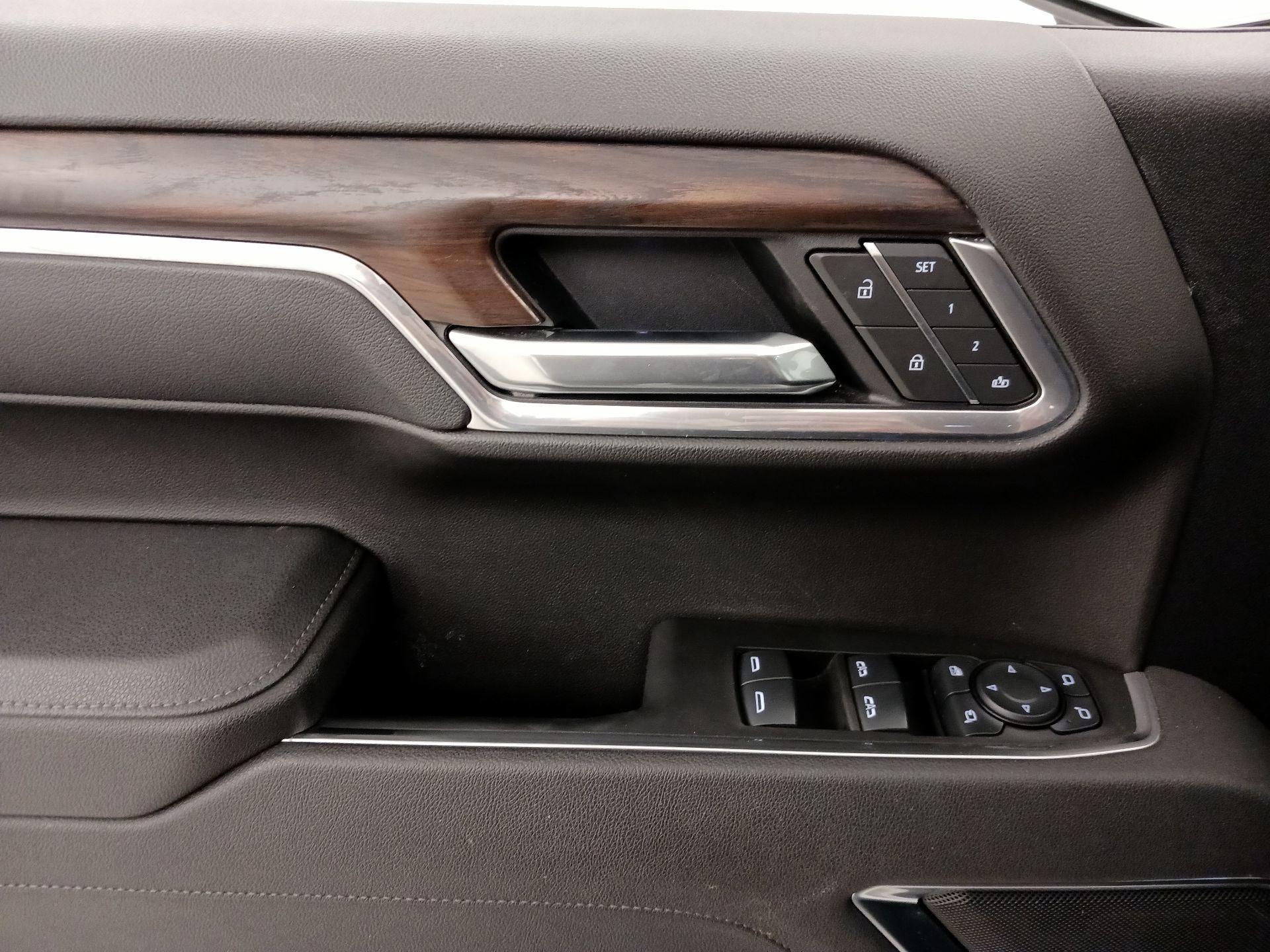 Thumbnail: 2025 GMC Sierra 1500 - 12