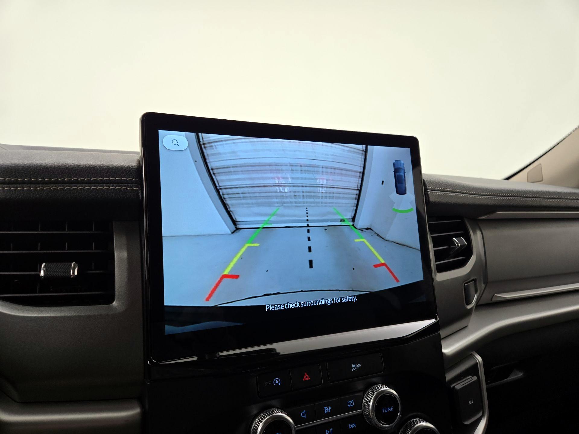 Thumbnail: 2024 Ford Expedition - 15