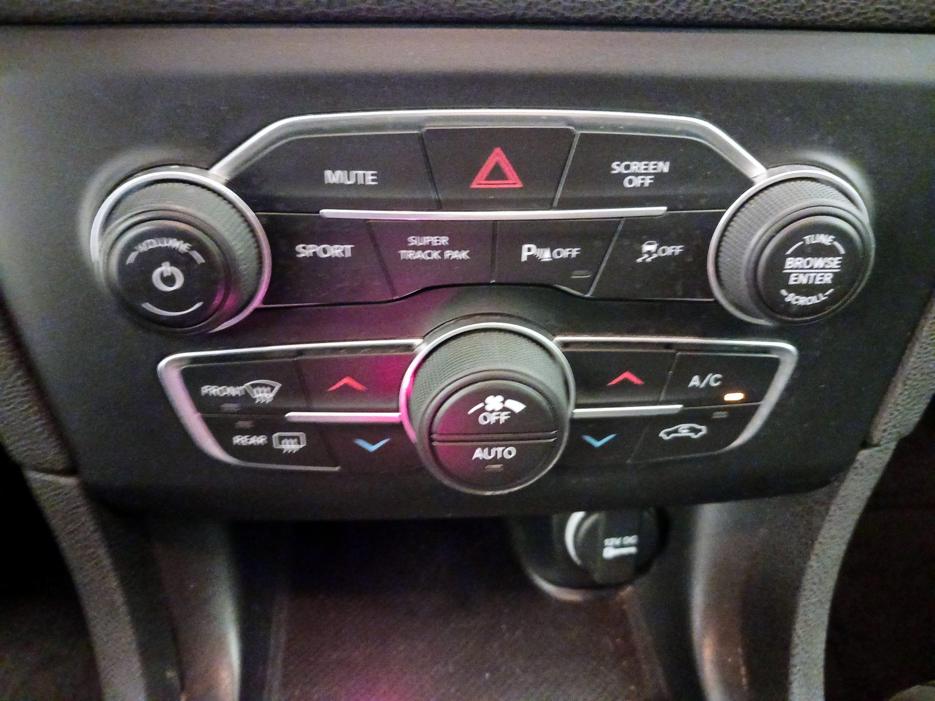 Thumbnail: 2023 Dodge Charger - 16