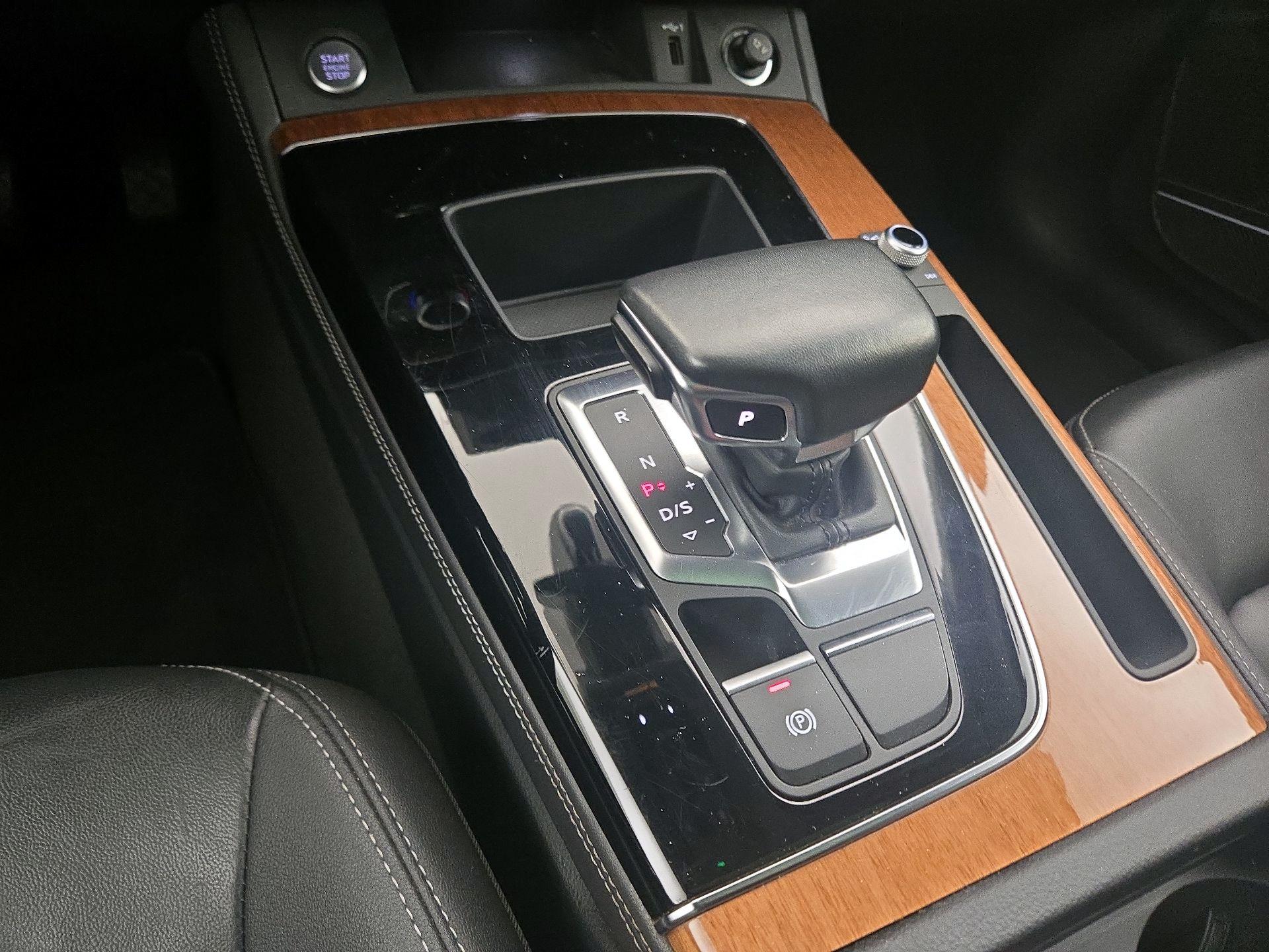 Thumbnail: 2023 Audi Q5 - 17