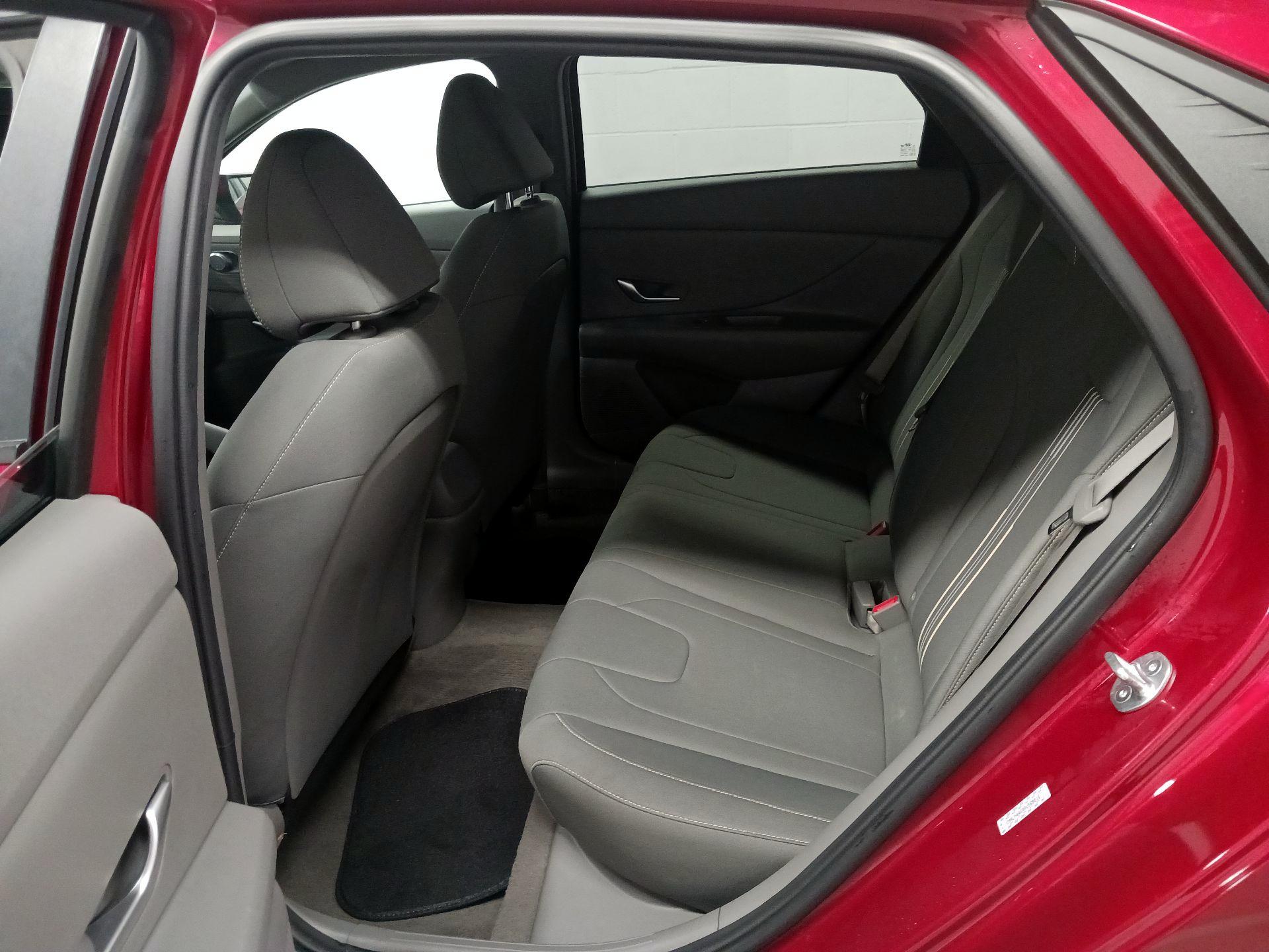 Thumbnail: 2023 Hyundai Elantra - 17