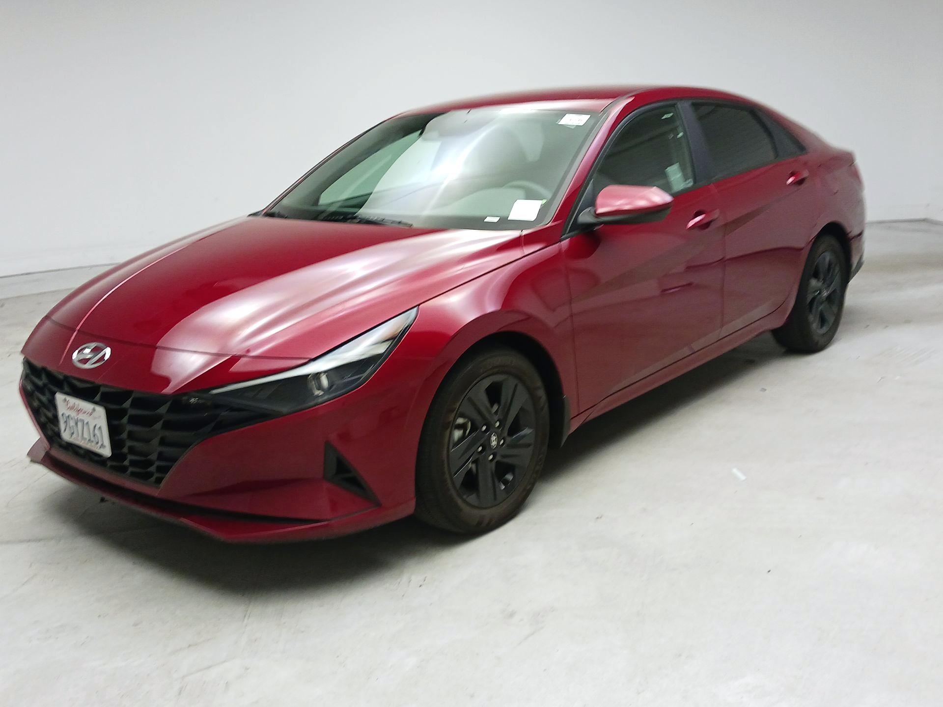 Thumbnail: 2023 Hyundai Elantra - 3