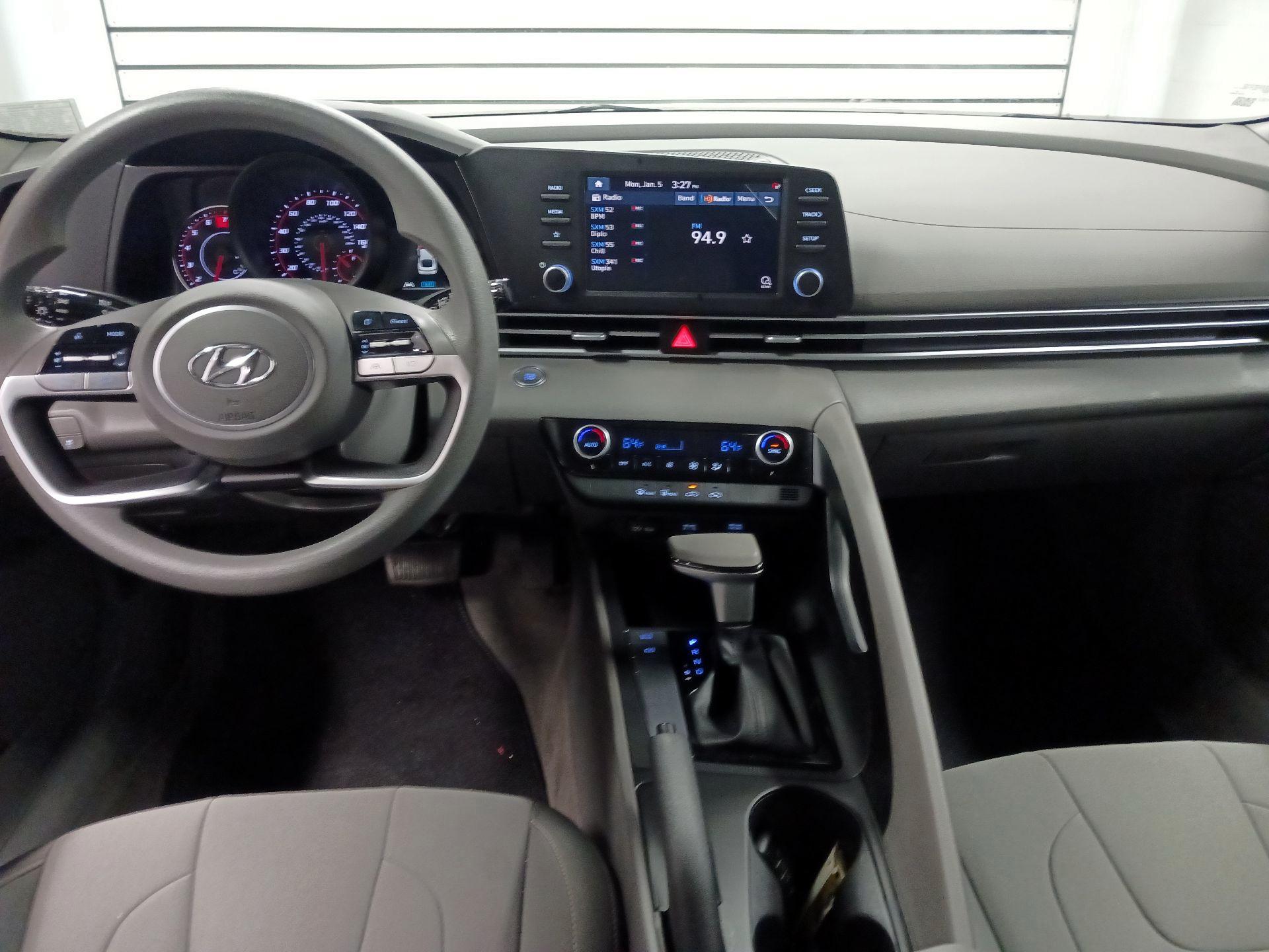 Thumbnail: 2023 Hyundai Elantra - 8