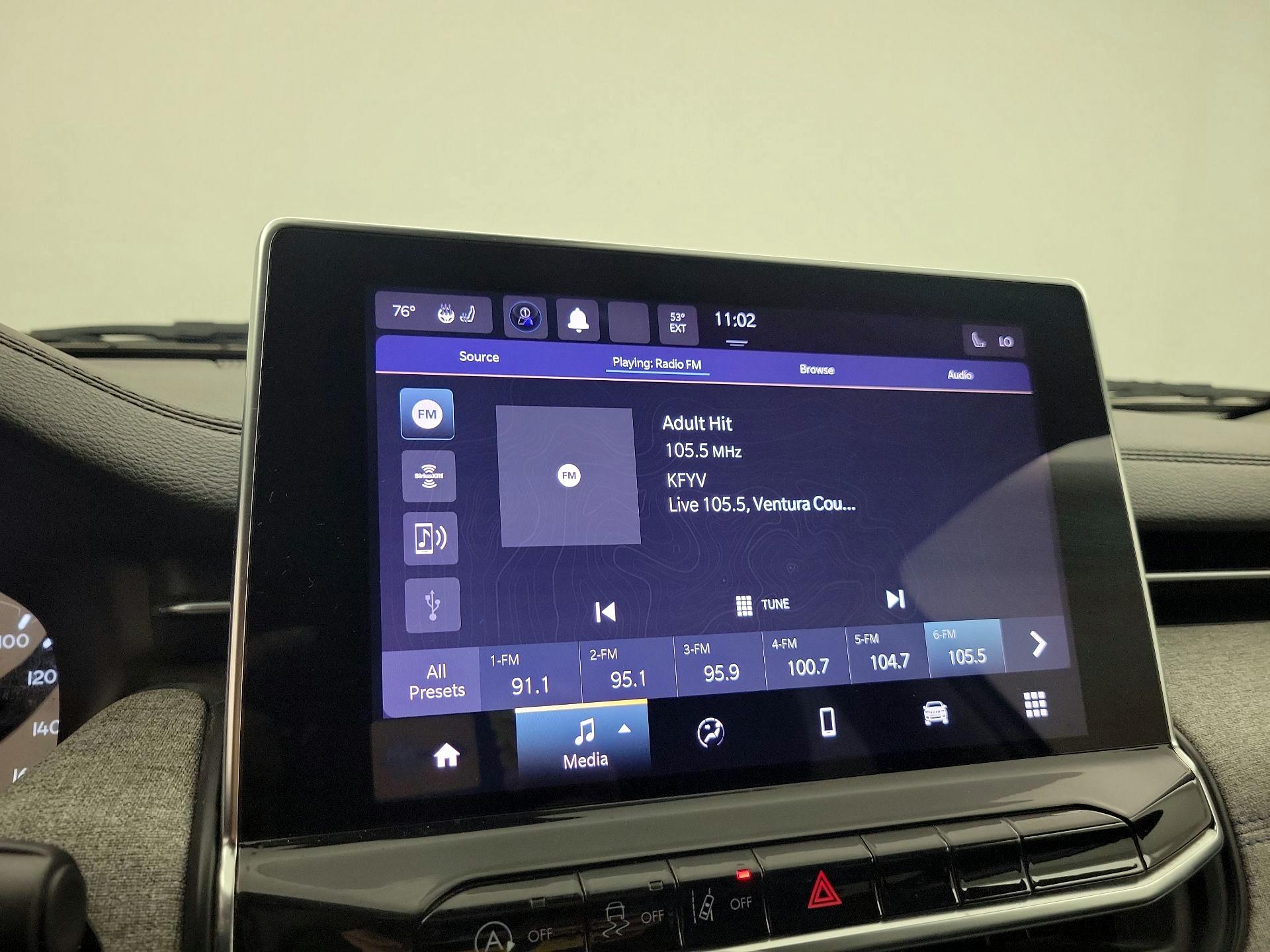 Thumbnail: 2022 Jeep Compass - 15