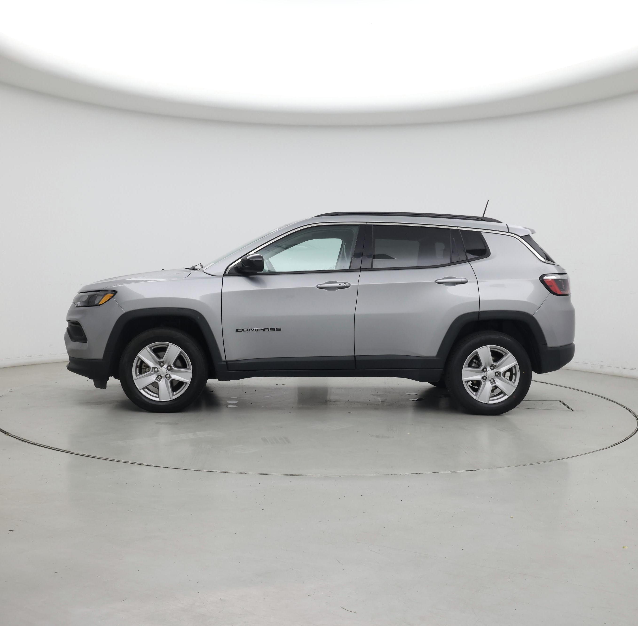 Thumbnail: 2022 Jeep Compass - 3