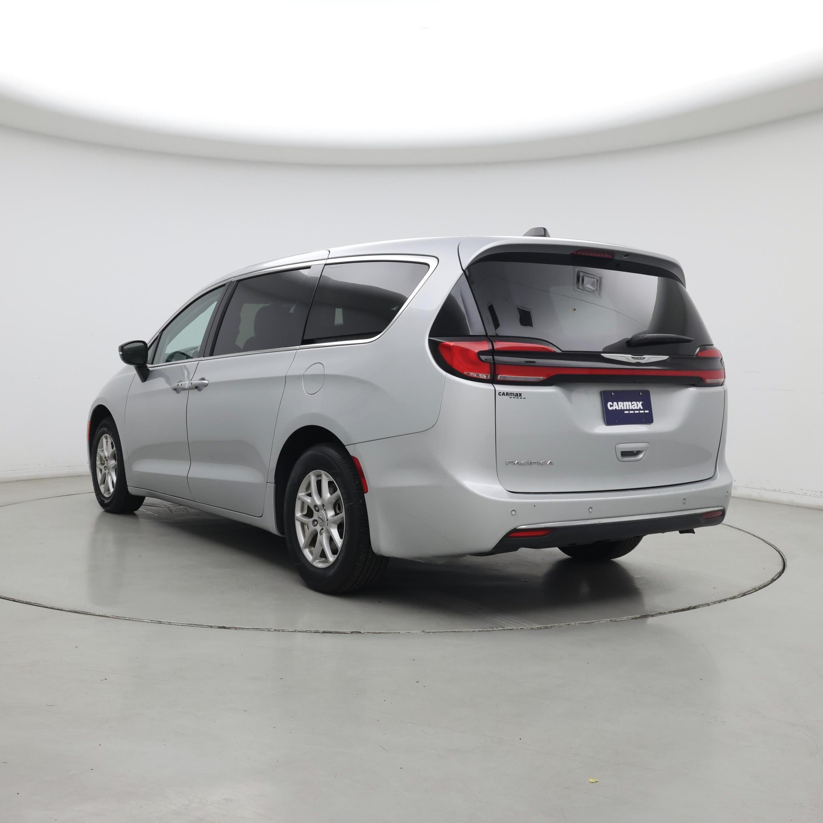 Thumbnail: 2024 Chrysler Pacifica - 2