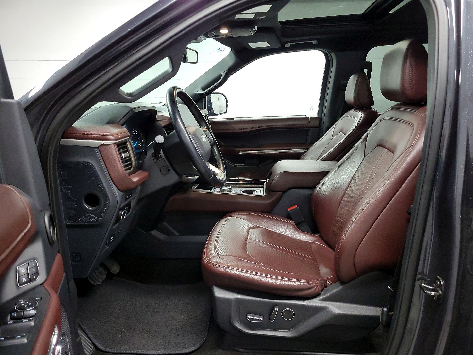 Thumbnail: 2023 Ford Expedition - 9