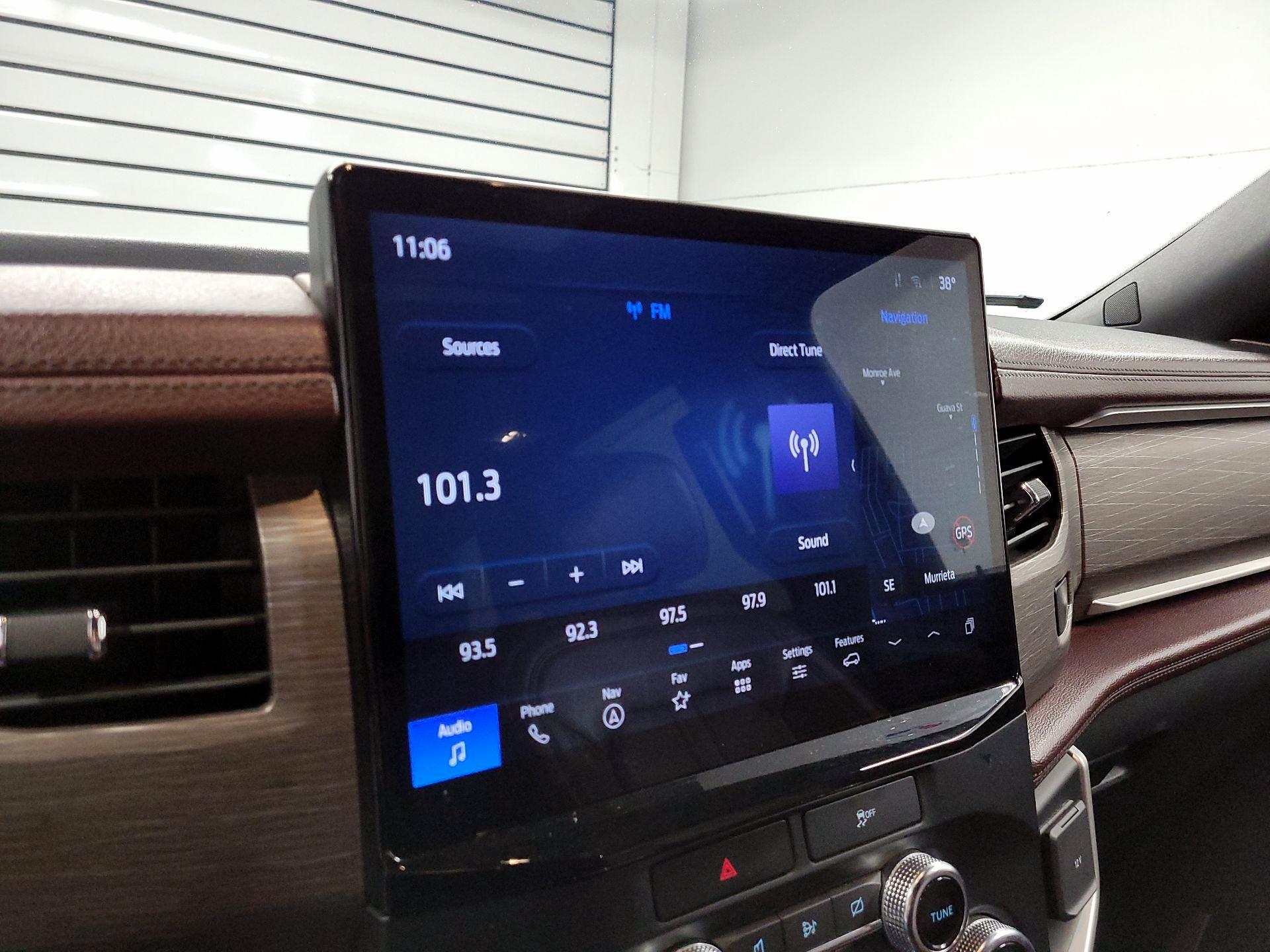 Thumbnail: 2023 Ford Expedition - 14