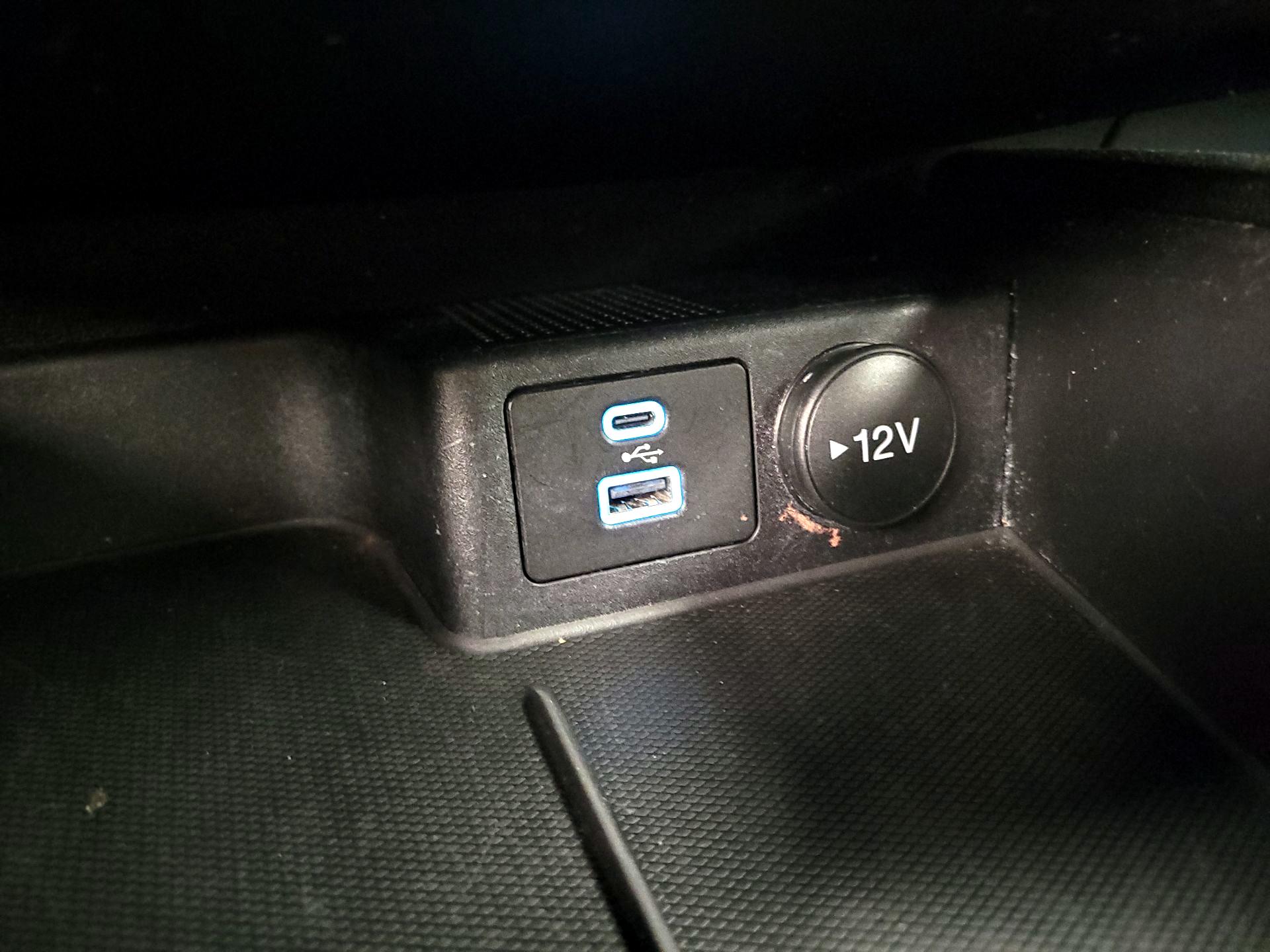 Thumbnail: 2023 Ford Escape - 18