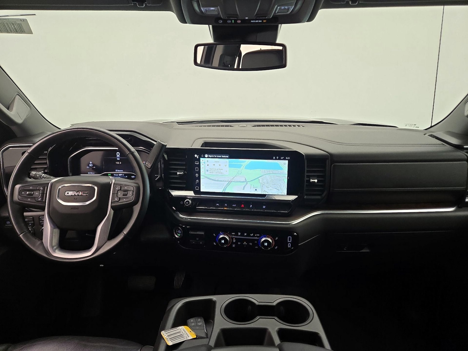 2025 GMC Sierra 1500 SLT - Photo 10