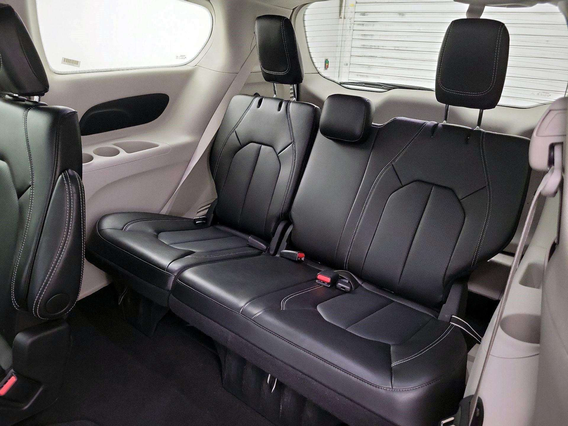 Thumbnail: 2024 Chrysler Pacifica - 20