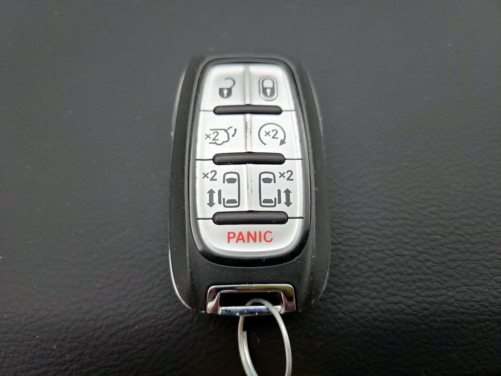 2024 Chrysler Pacifica Touring L - Photo 25