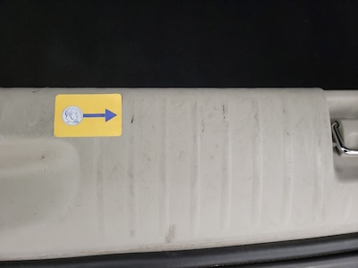 Trunk Rear row Cosmetic Imperfection