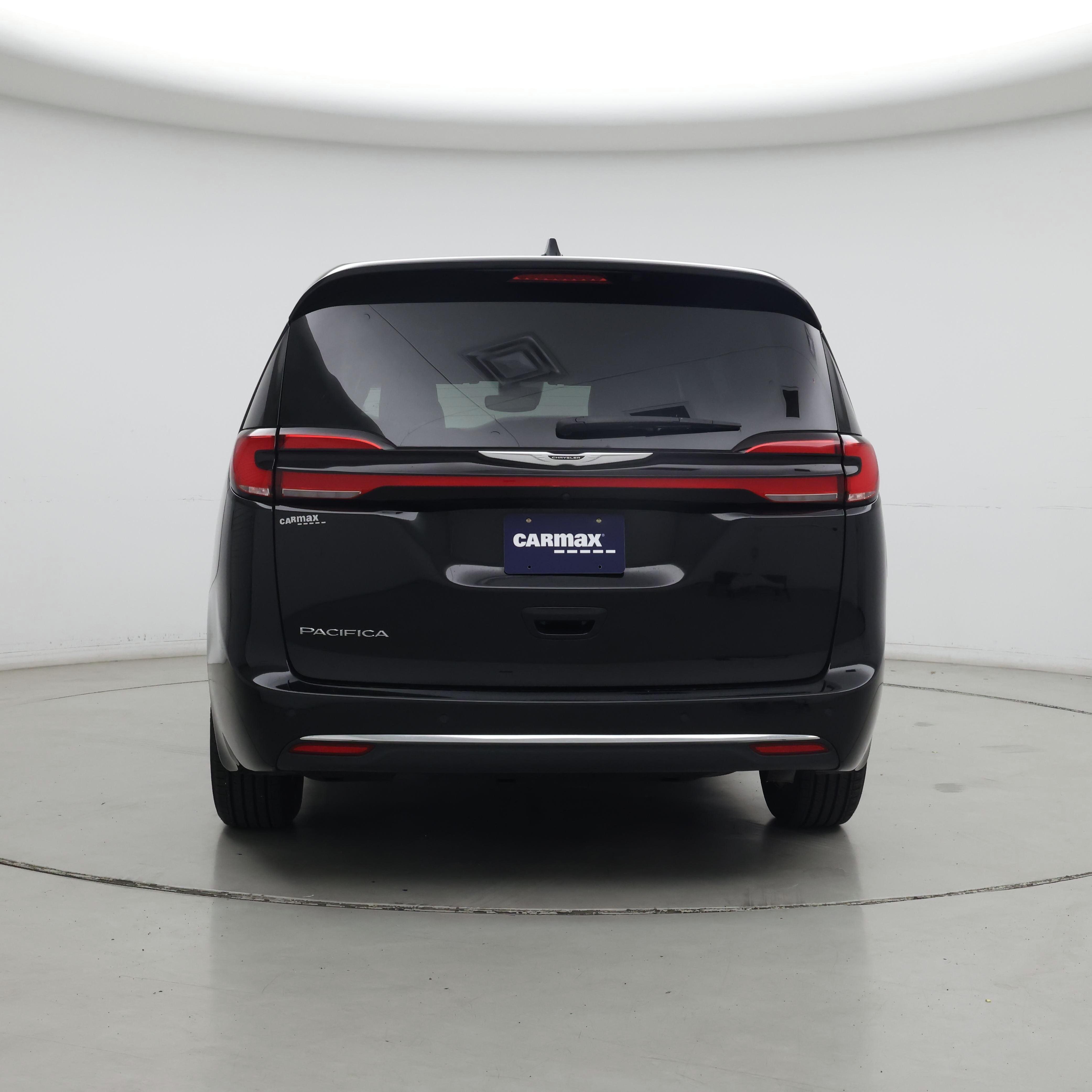 Thumbnail: 2024 Chrysler Pacifica - 6