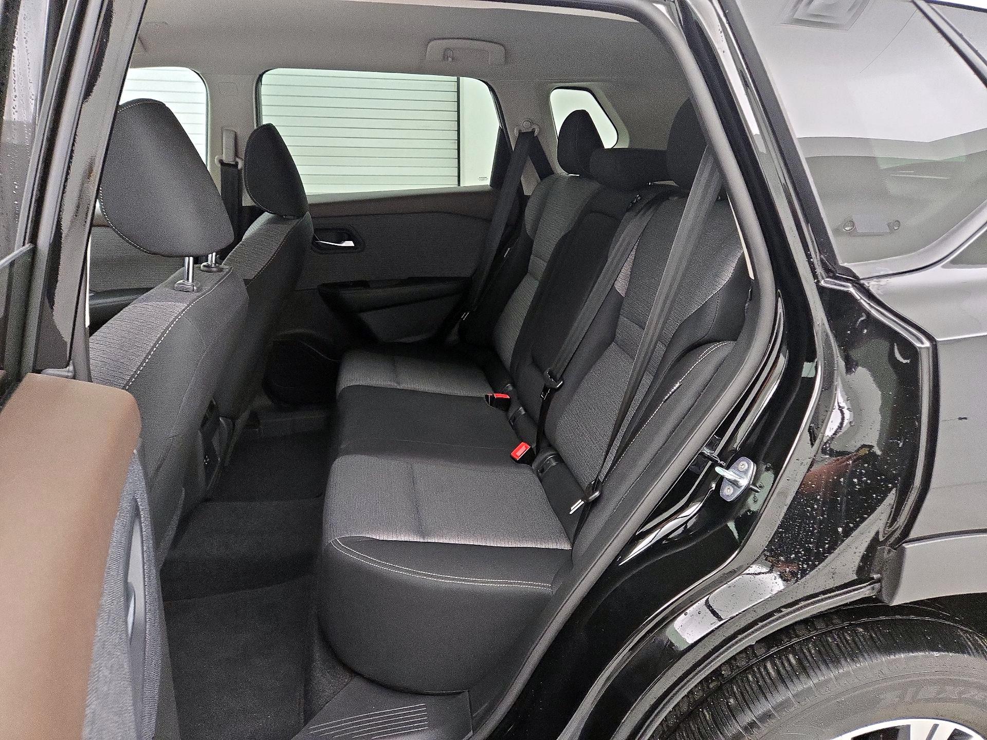 Thumbnail: 2023 Nissan Rogue - 19