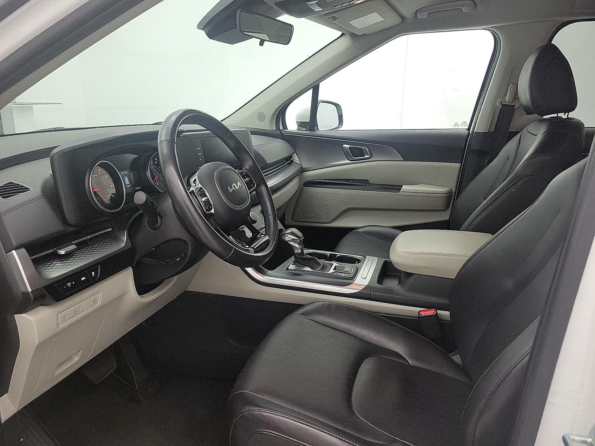 Thumbnail: 2024 Kia Carnival - 11