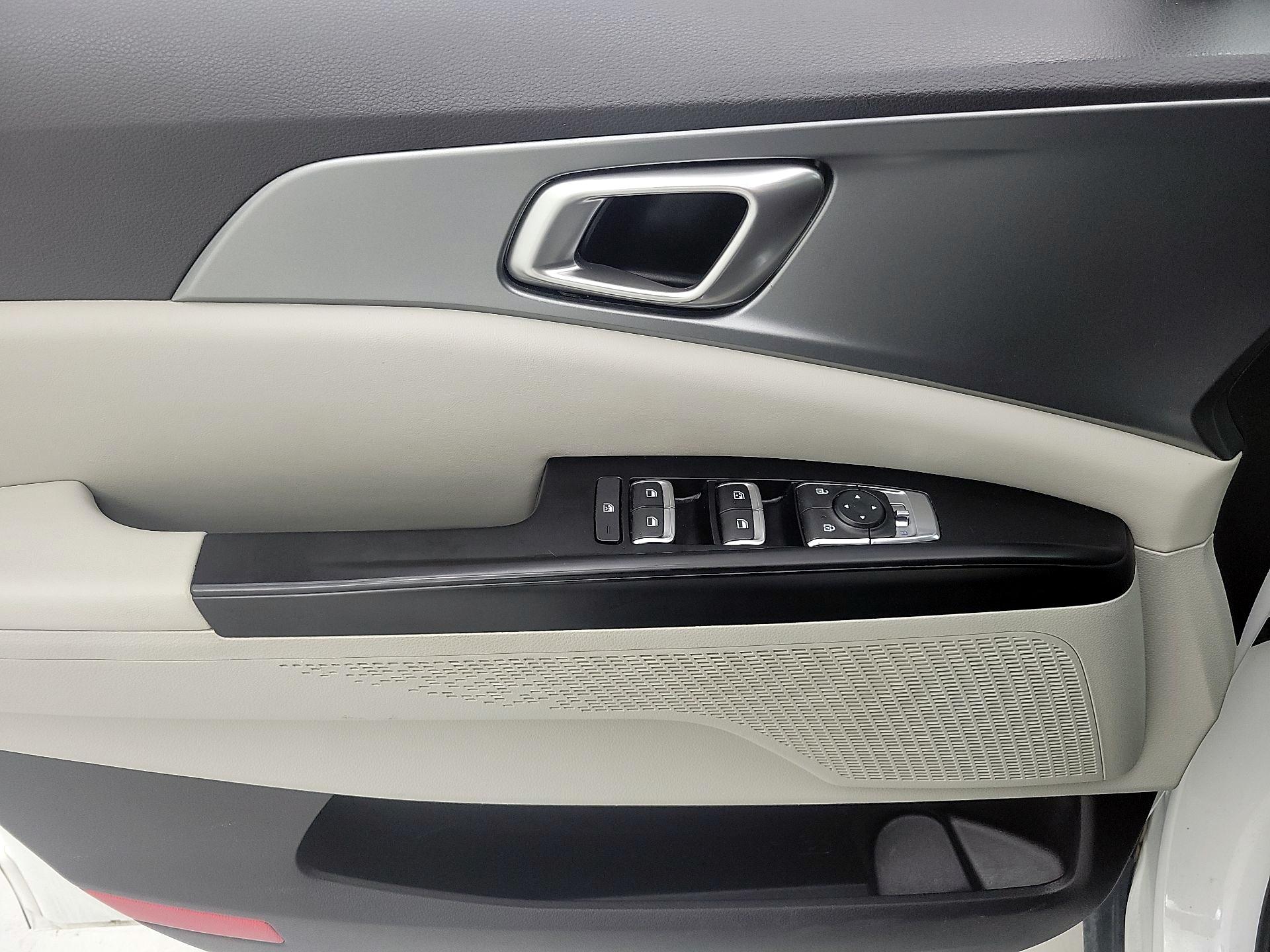 Thumbnail: 2024 Kia Carnival - 12