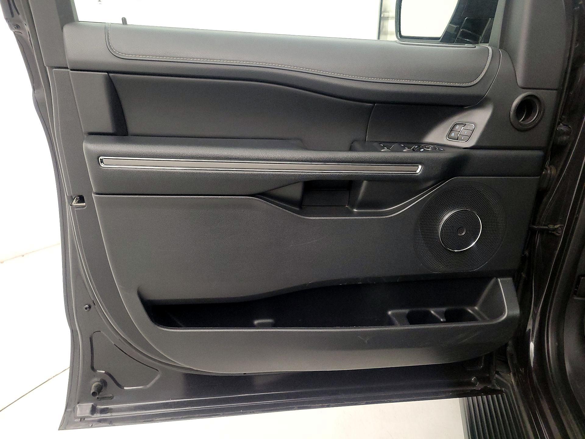 Thumbnail: 2024 Ford Expedition - 12