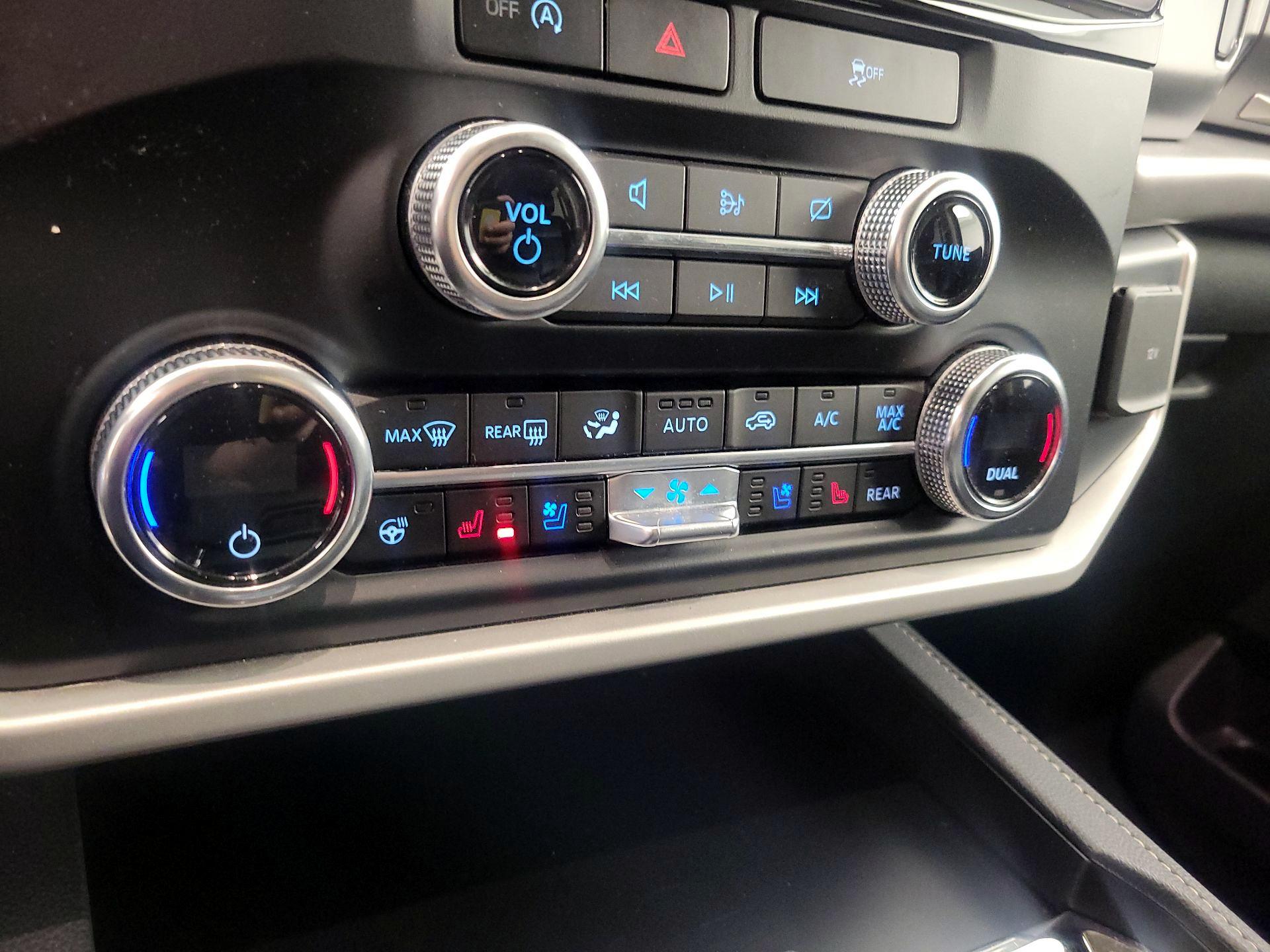 Thumbnail: 2024 Ford Expedition - 17