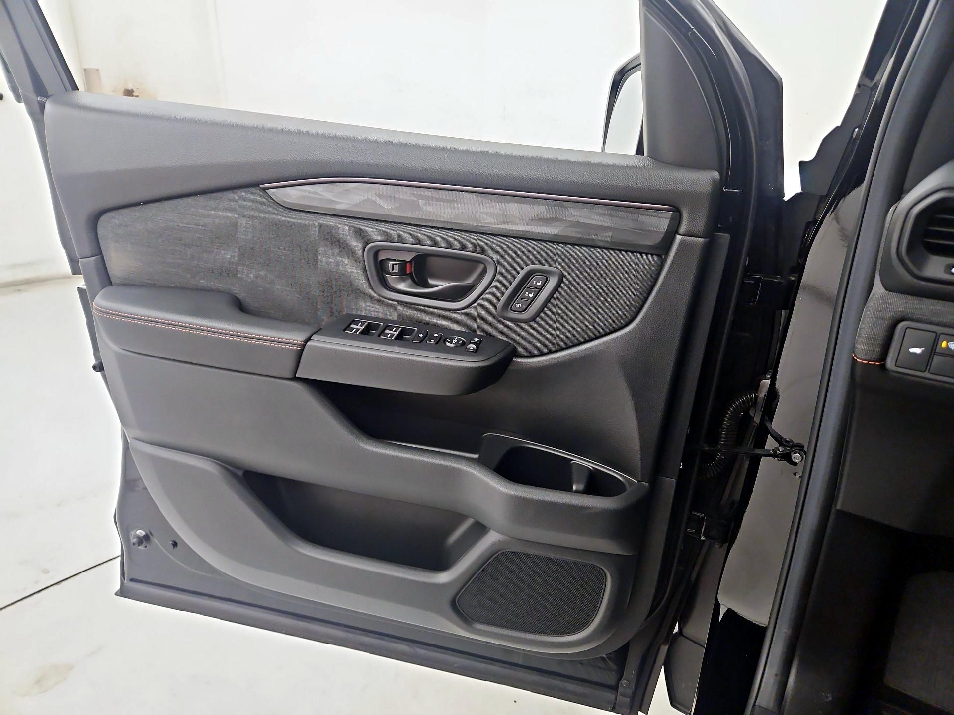 Thumbnail: 2026 Honda Passport - 12