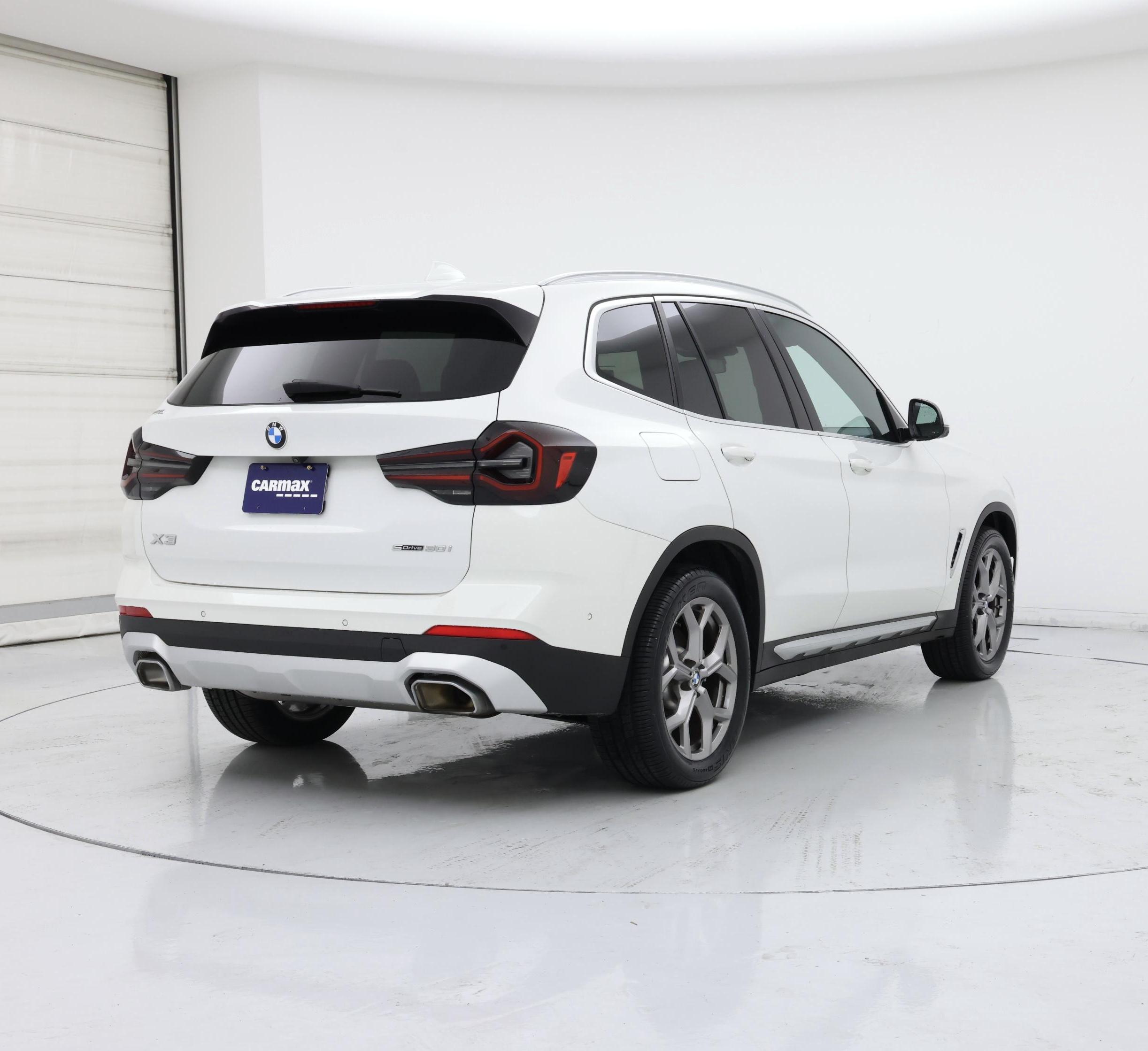 Thumbnail: 2023 BMW X3 - 8