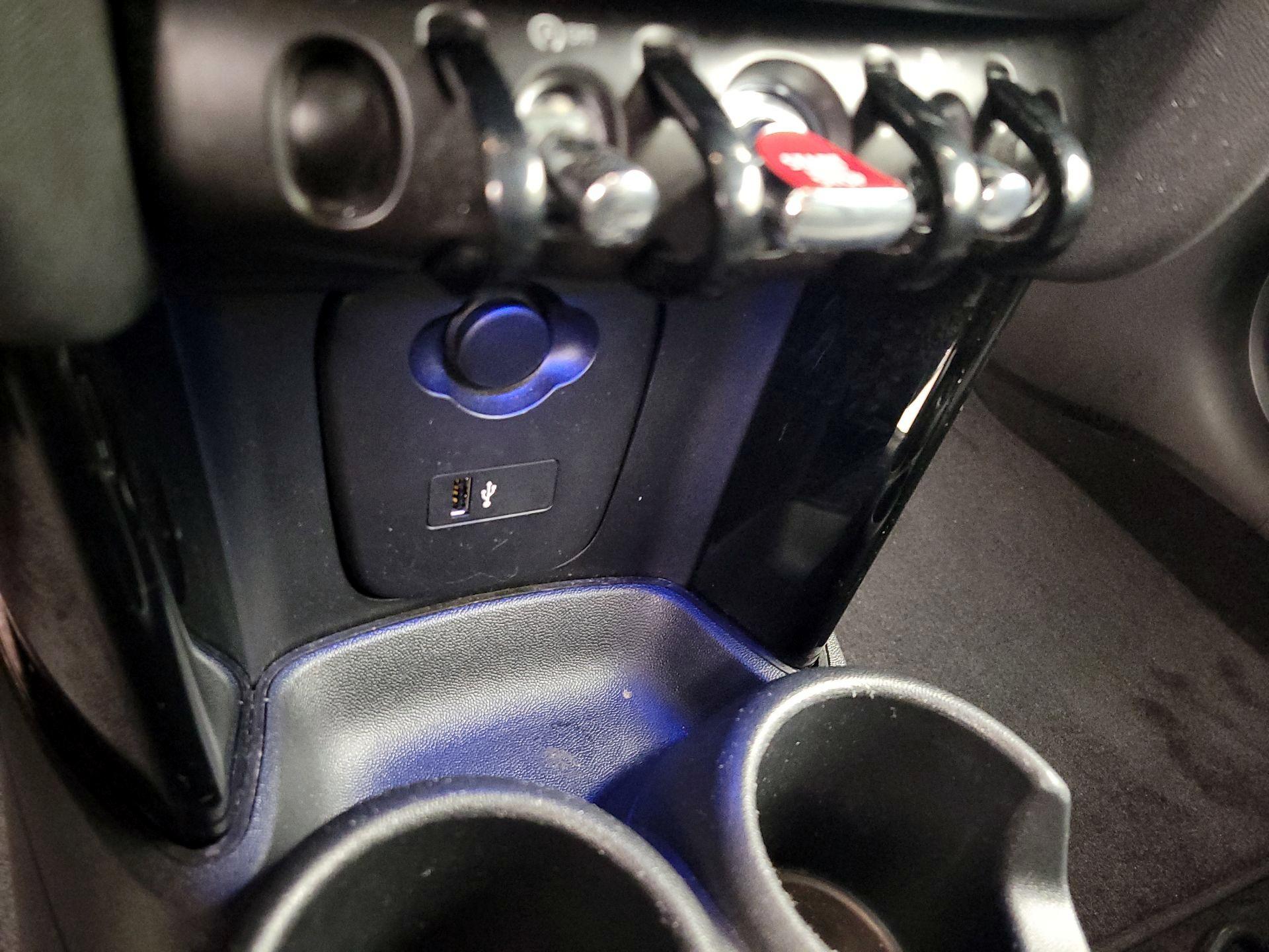 Thumbnail: 2023 MINI Cooper Hardtop - 18