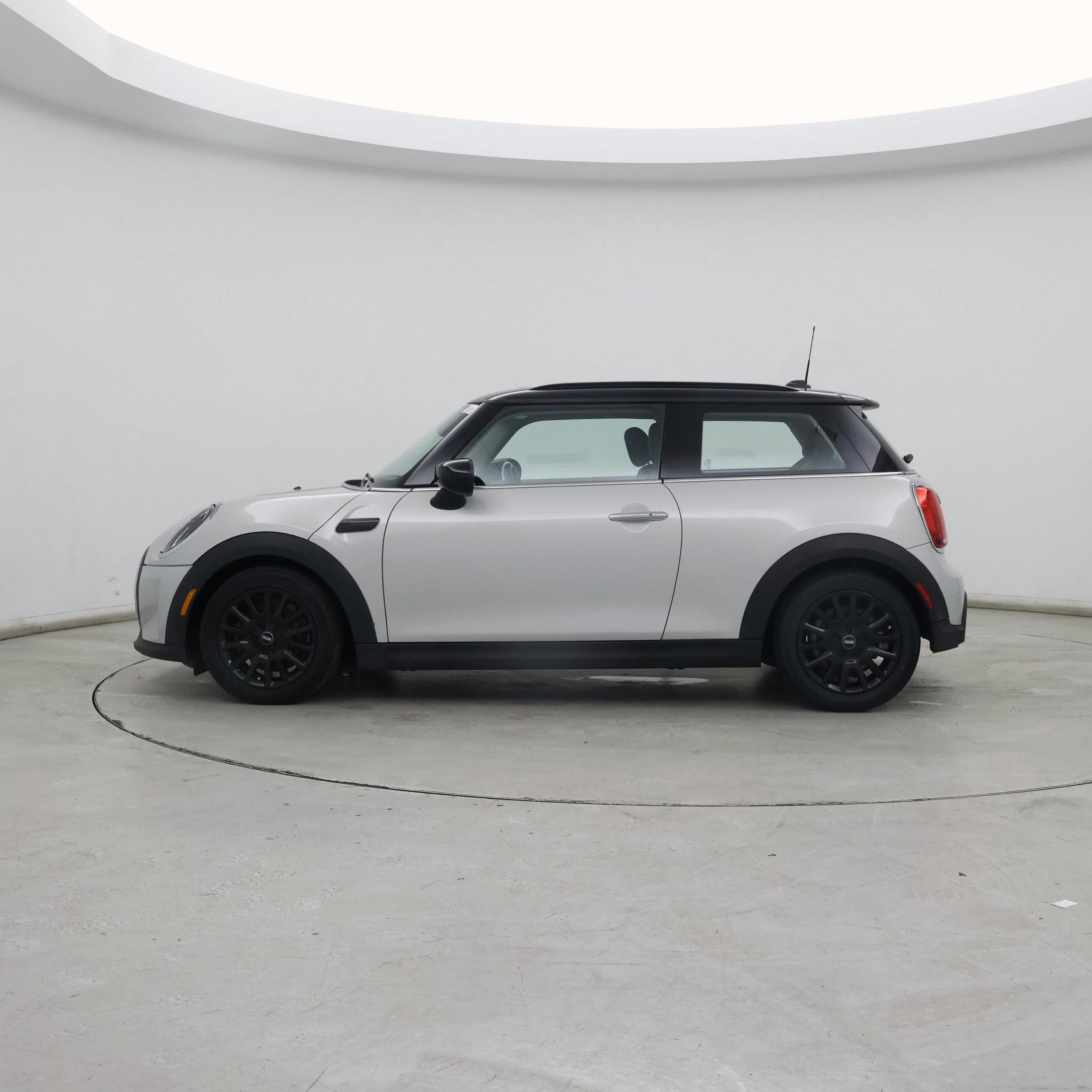 Thumbnail: 2023 MINI Cooper Hardtop - 3