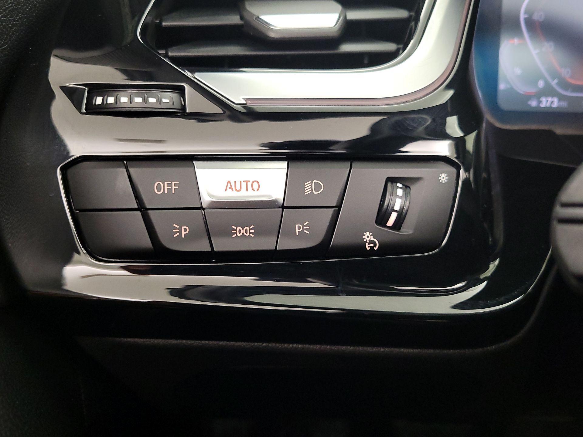 Thumbnail: 2022 BMW Z4 - 13