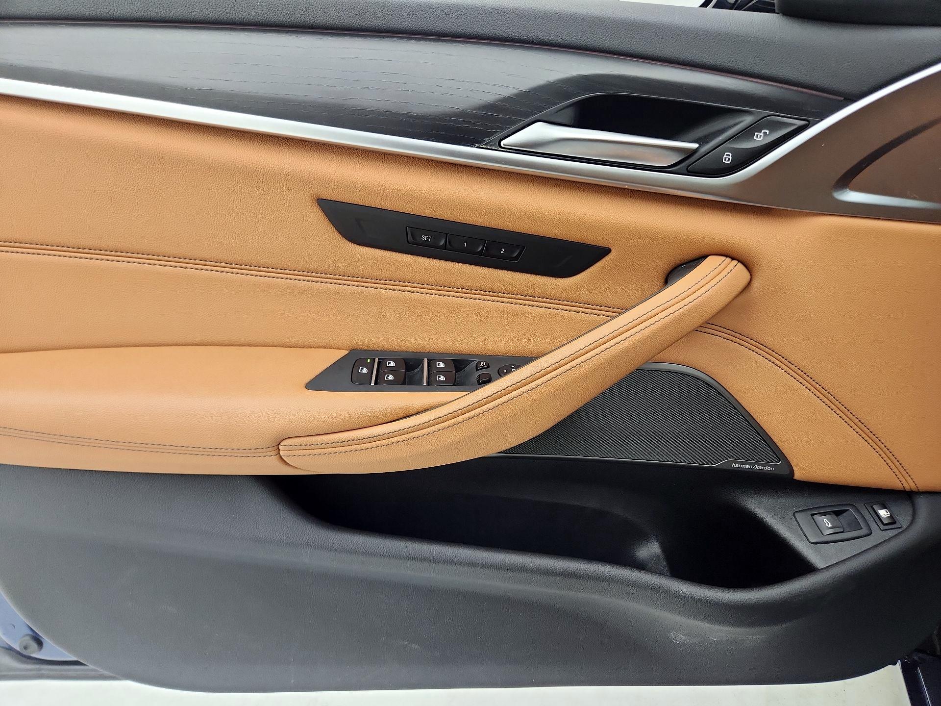 Thumbnail: 2023 BMW 5 Series - 12