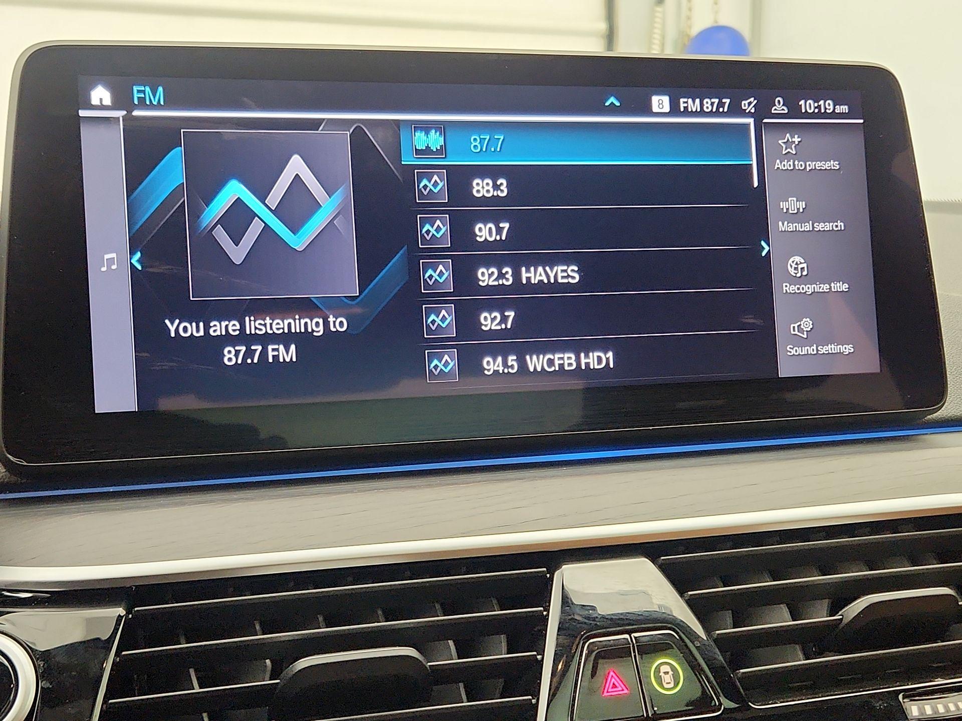 Thumbnail: 2023 BMW 5 Series - 16