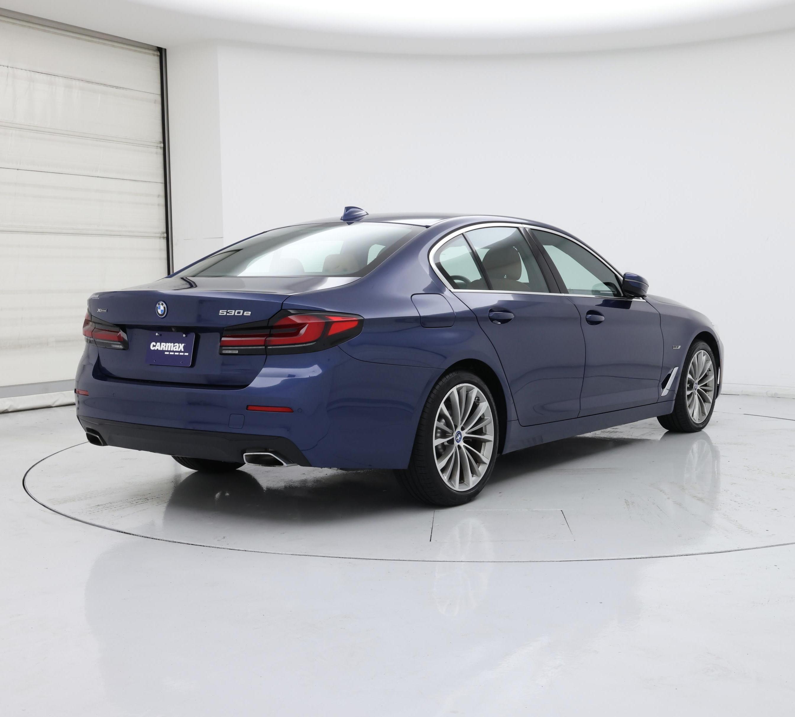 Thumbnail: 2023 BMW 5 Series - 8