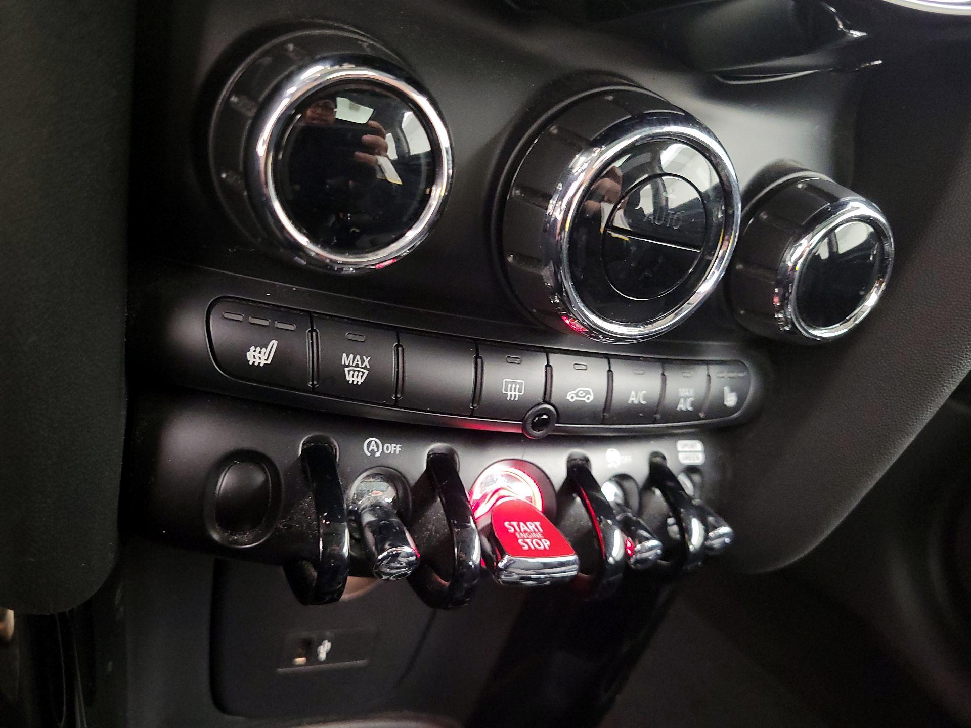 Thumbnail: 2023 MINI Cooper Hardtop - 16