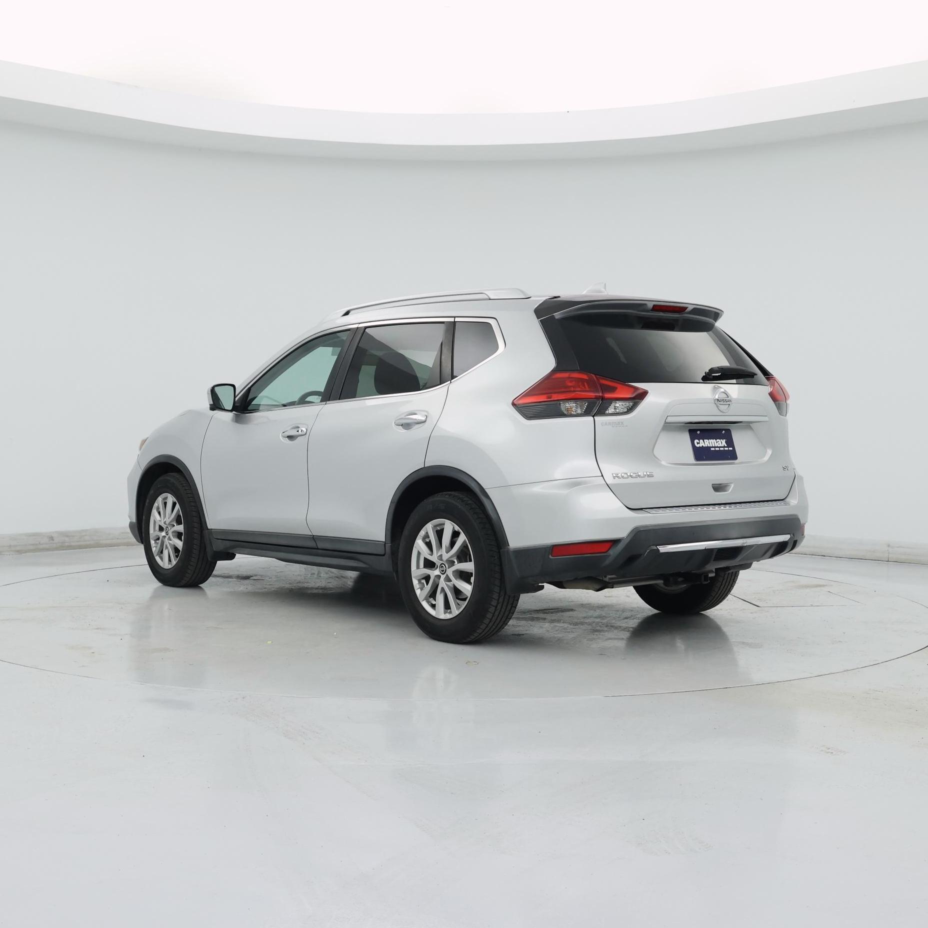 Thumbnail: 2017 Nissan Rogue - 2