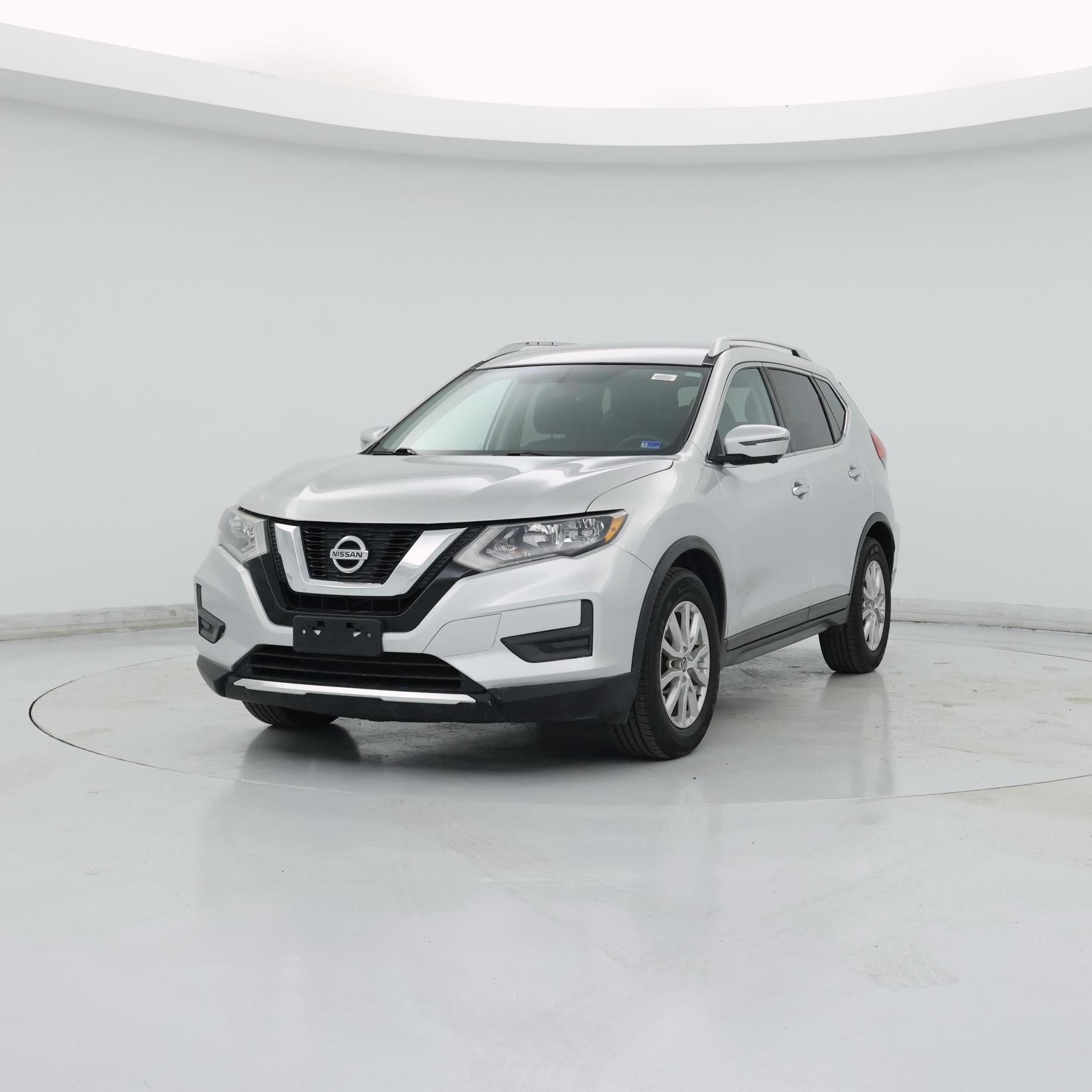 Thumbnail: 2017 Nissan Rogue - 4