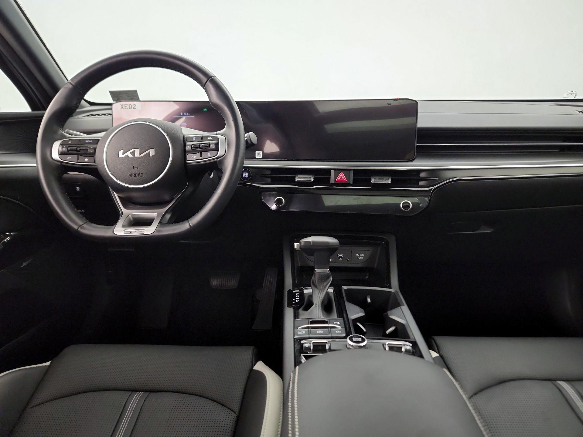 Thumbnail: 2025 Kia K5 - 9