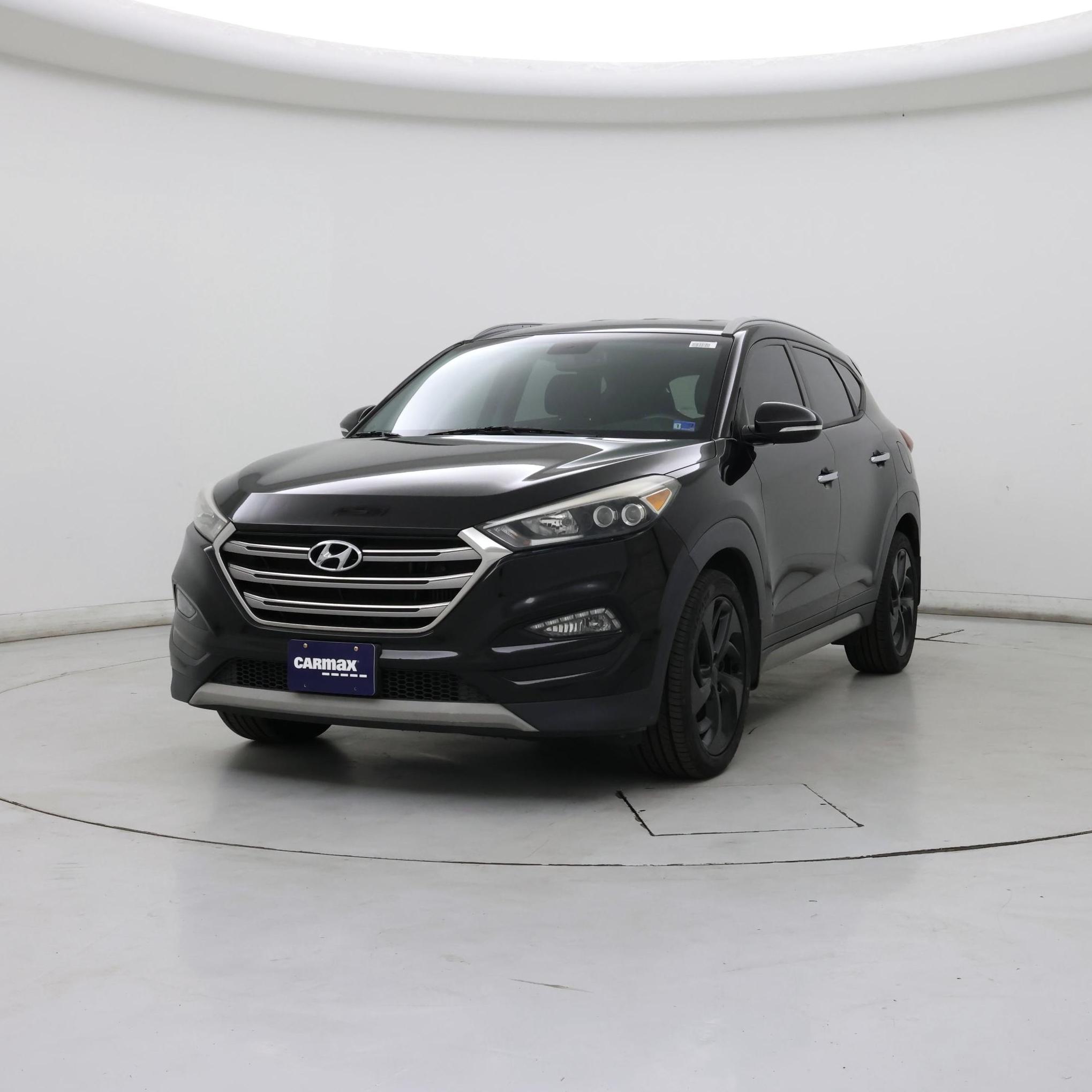 Thumbnail: 2017 Hyundai Tucson - 4