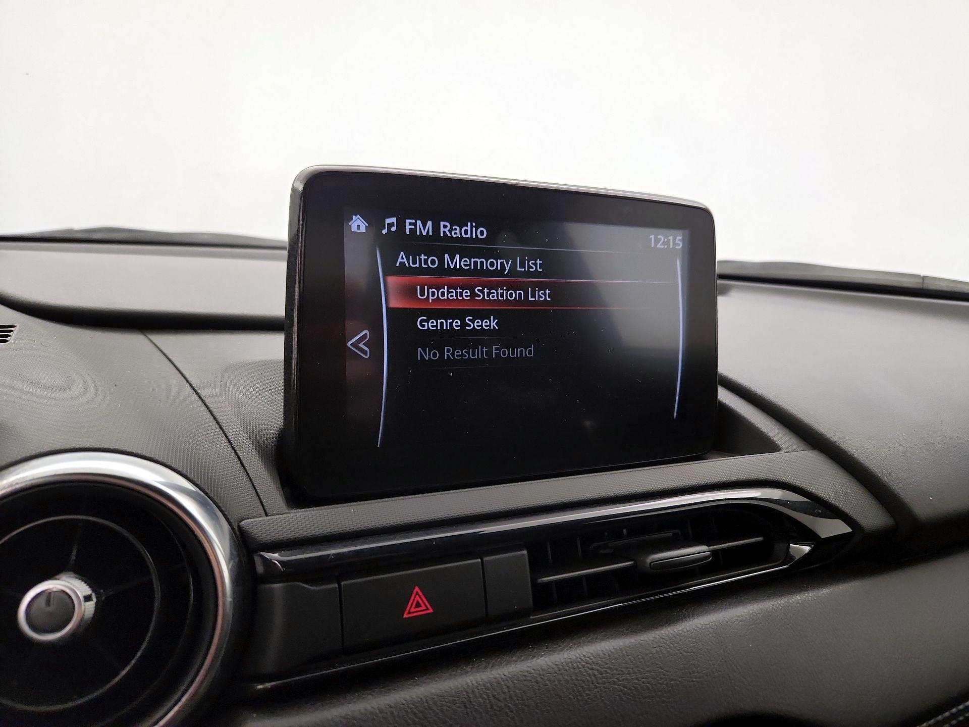 Thumbnail: 2021 Mazda MX-5 Miata - 15