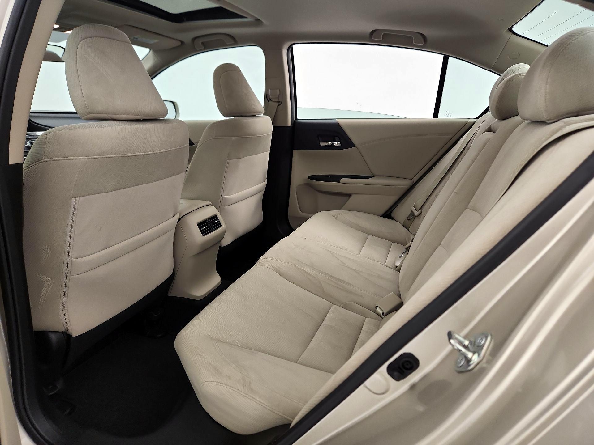 Thumbnail: 2015 Honda Accord - 20