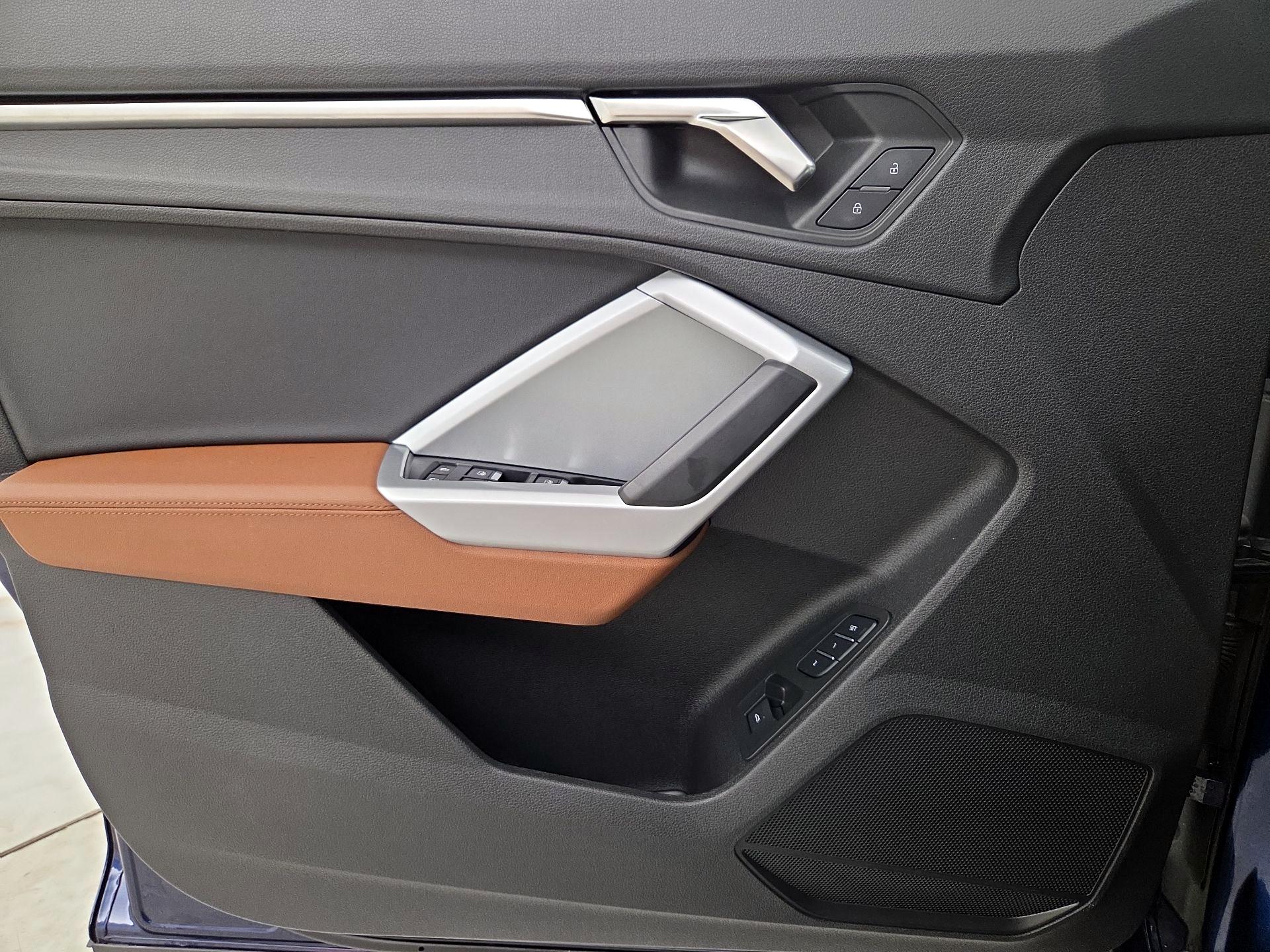 Thumbnail: 2022 Audi Q3 - 12