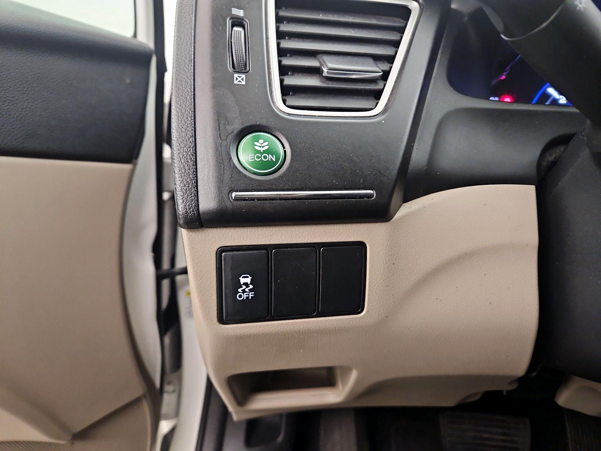 Thumbnail: 2014 Honda Civic - 13