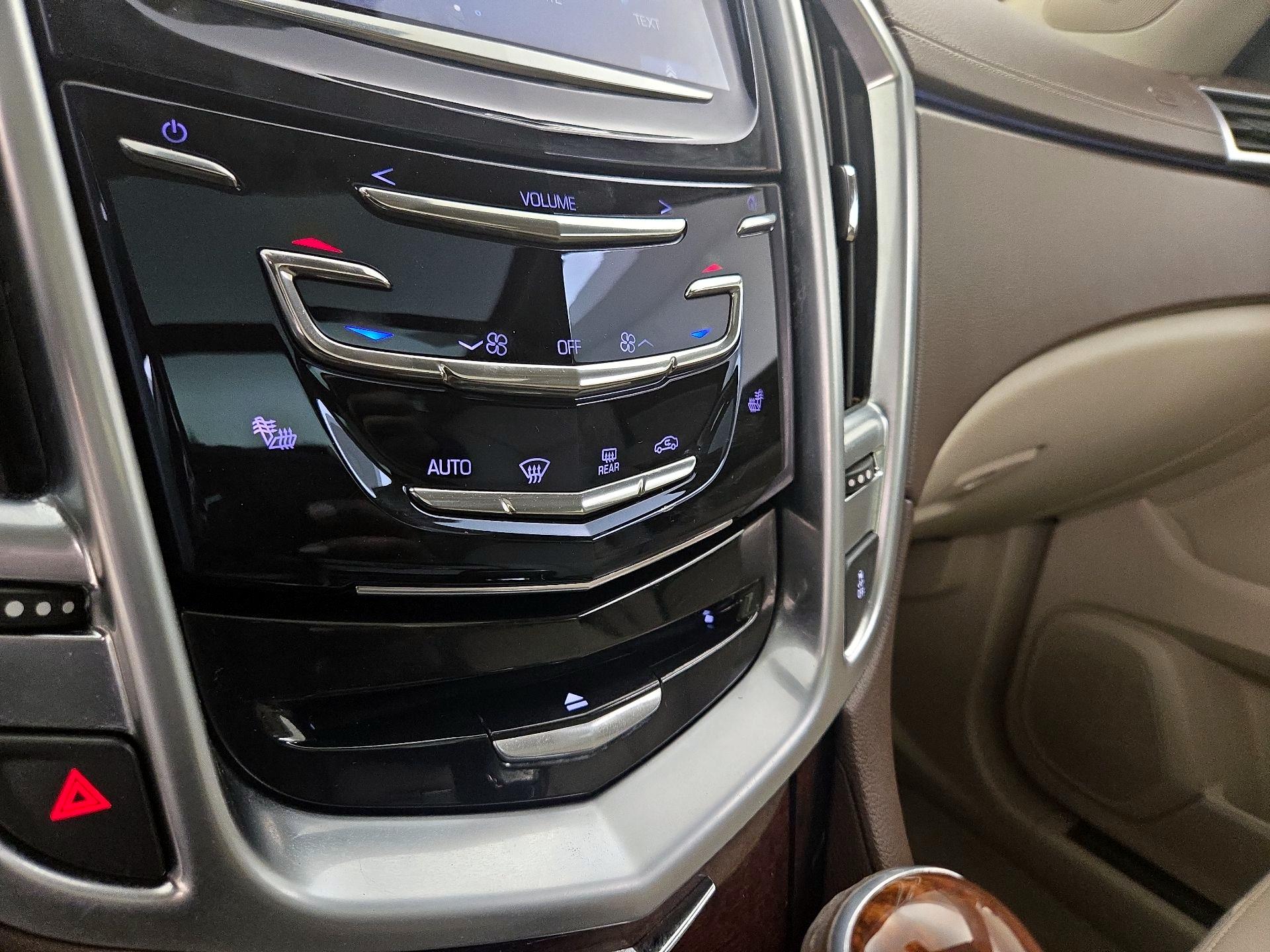 Thumbnail: 2015 Cadillac SRX - 17