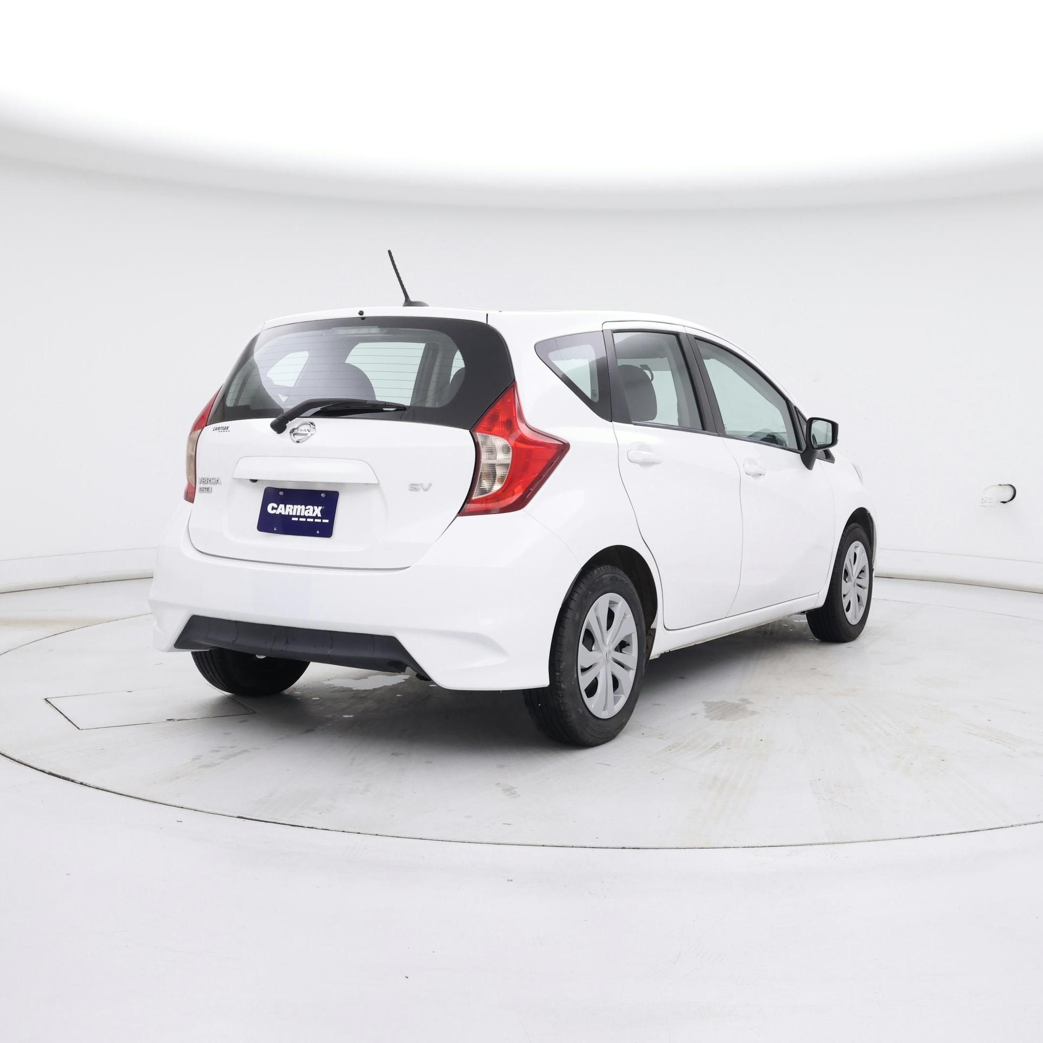 Thumbnail: 2017 Nissan Versa Note - 8