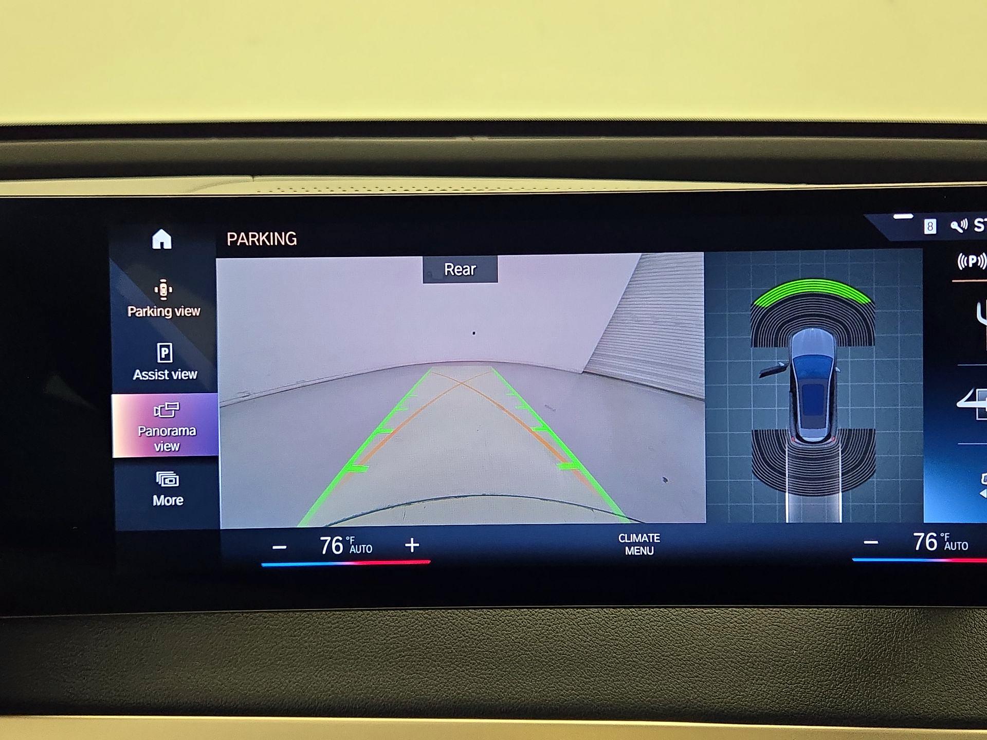 Thumbnail: 2023 BMW iX - 15