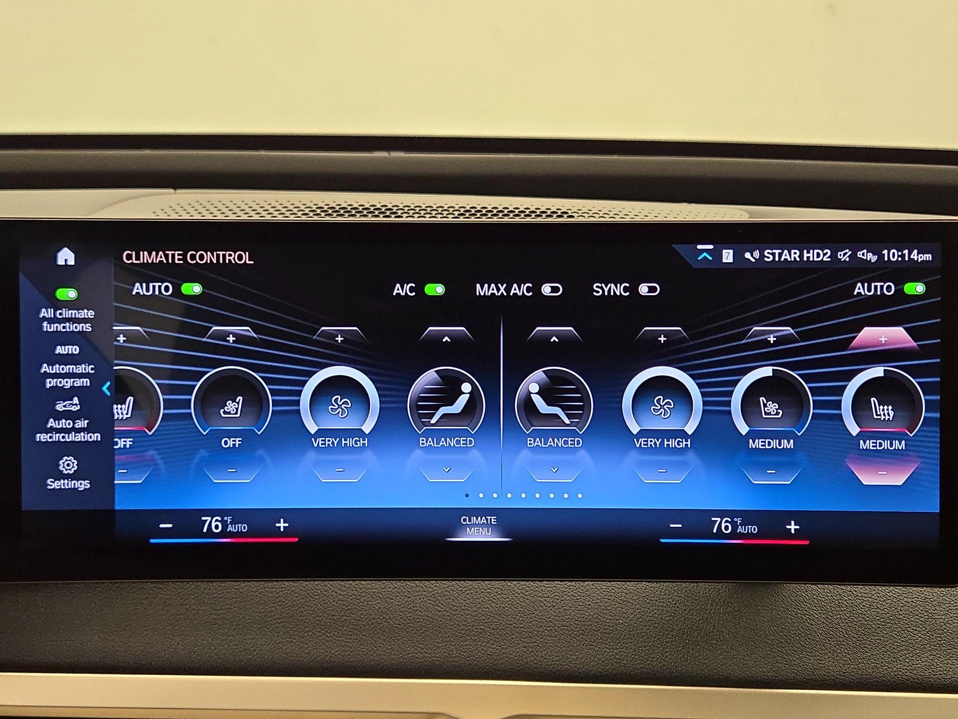 Thumbnail: 2023 BMW iX - 17