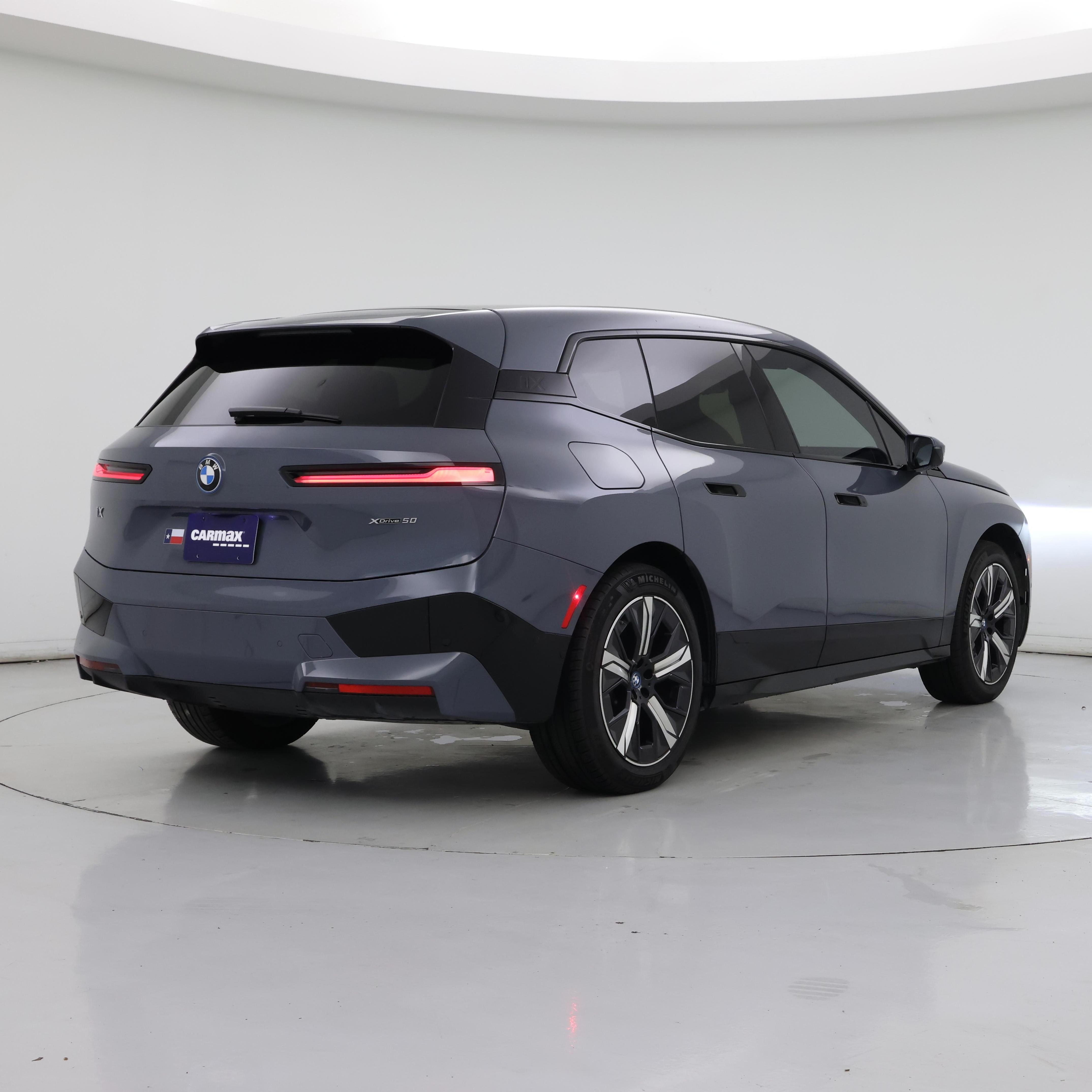 Thumbnail: 2023 BMW iX - 8