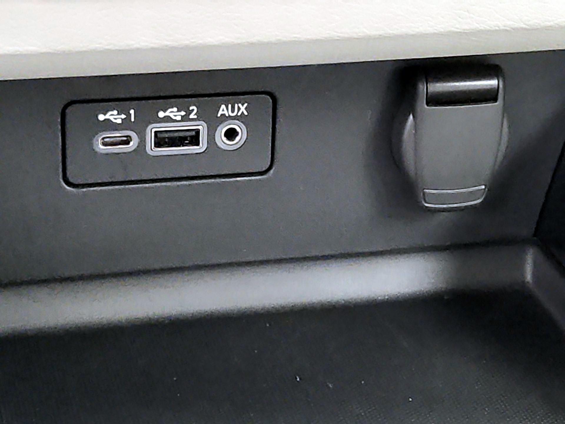 Thumbnail: 2021 Nissan Altima - 19