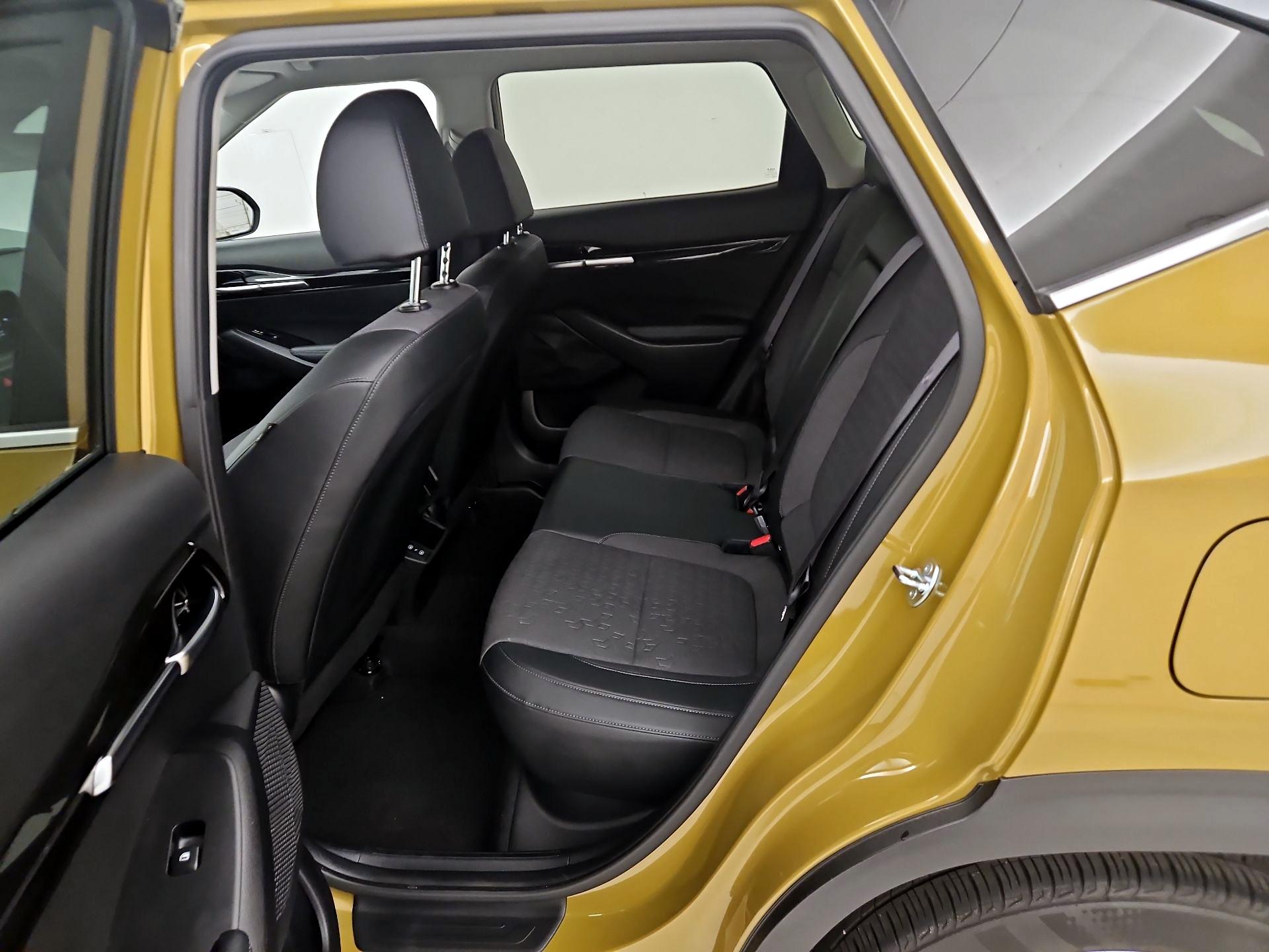 Thumbnail: 2024 Kia Seltos - 20